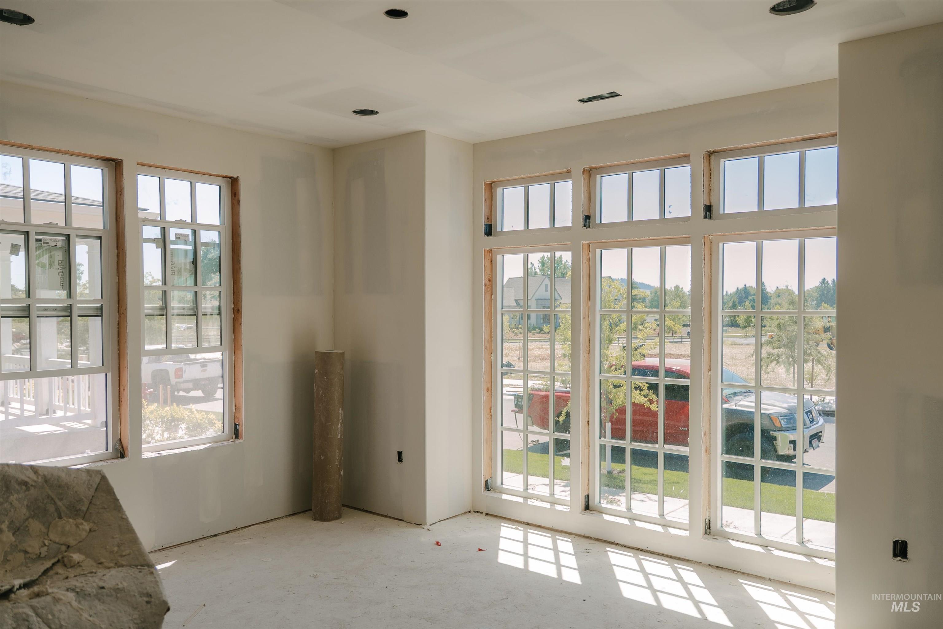 1442 Woodbury Drive 'surrey' Property Photo 10