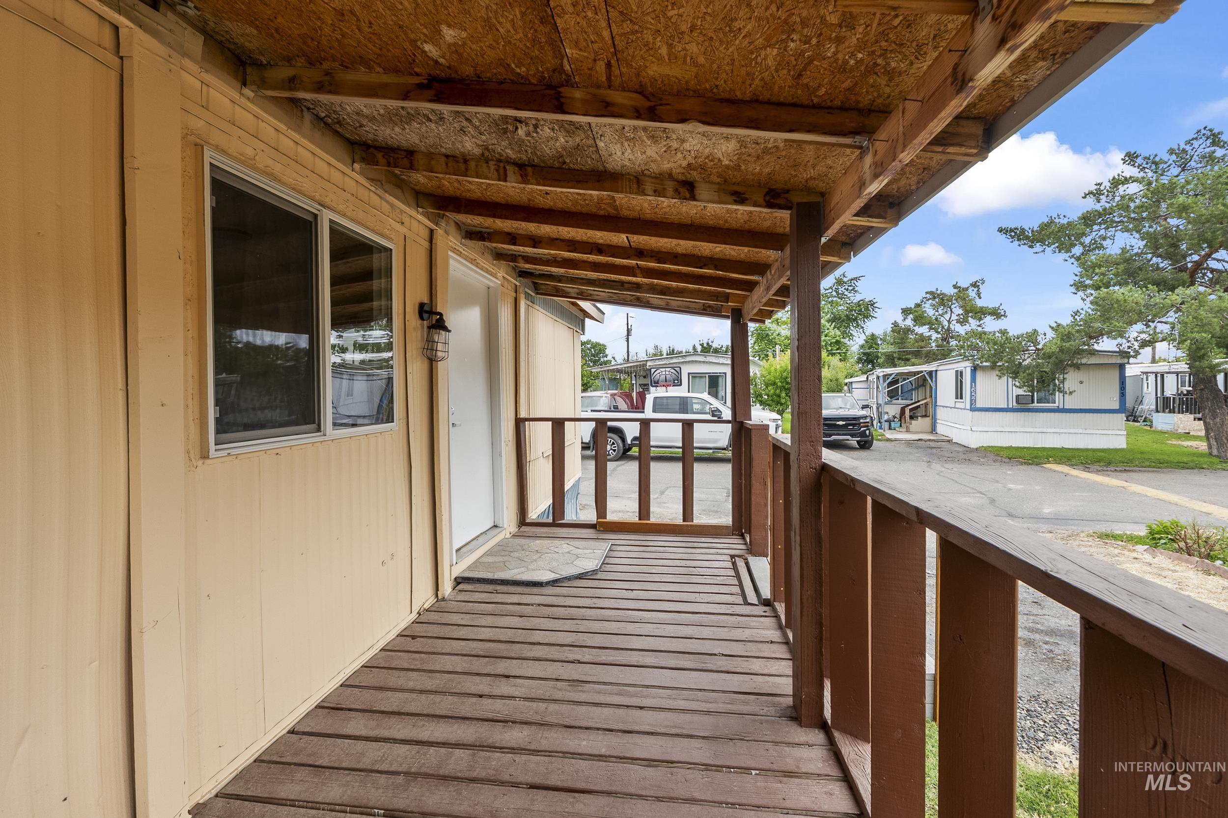 16581 N White Pine St Property Photo 3