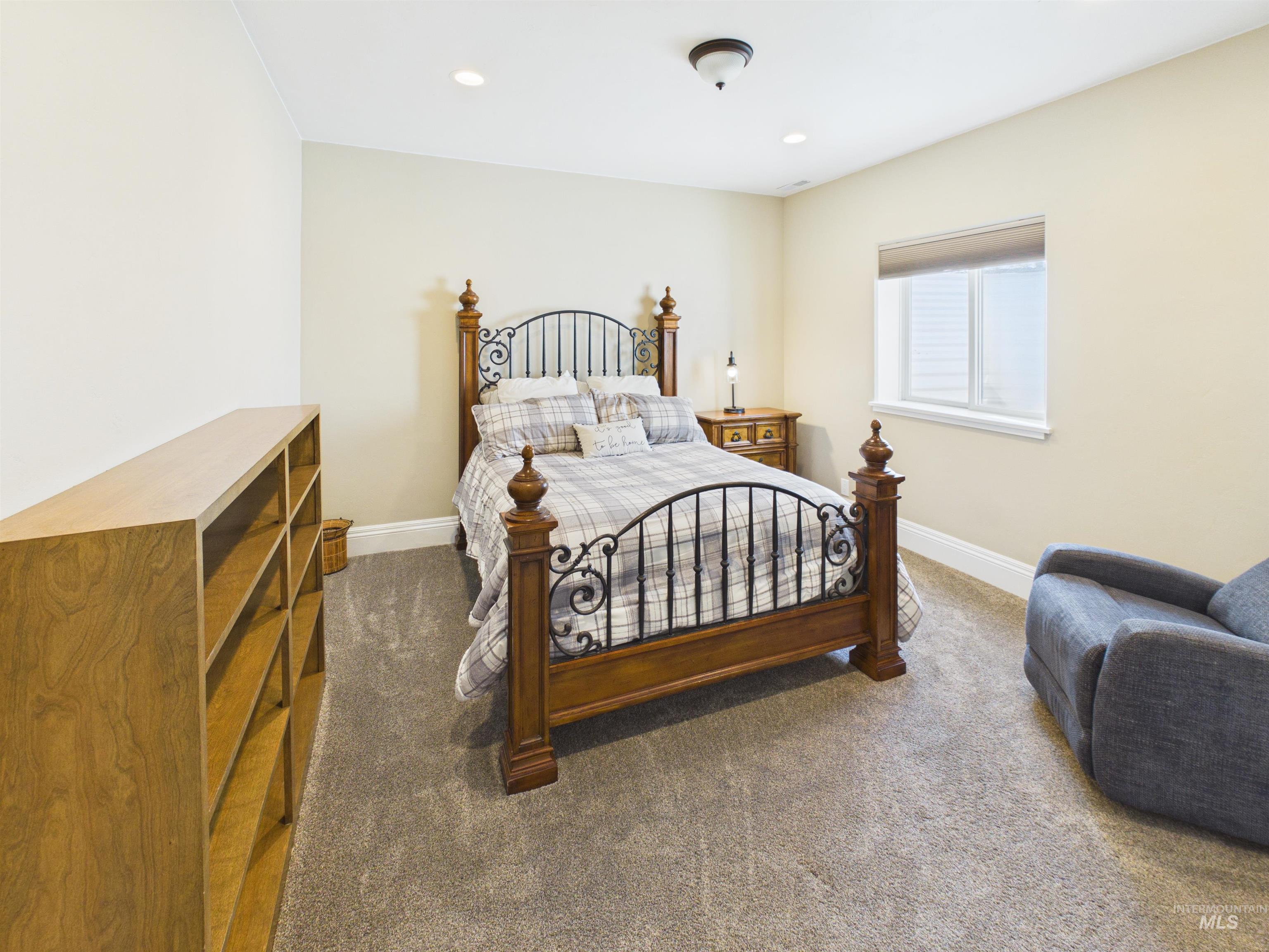 20 W 218 S Property Photo 40