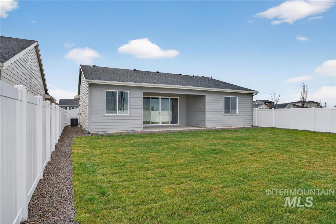 8580 W Millcreek Dr Property Photo 9