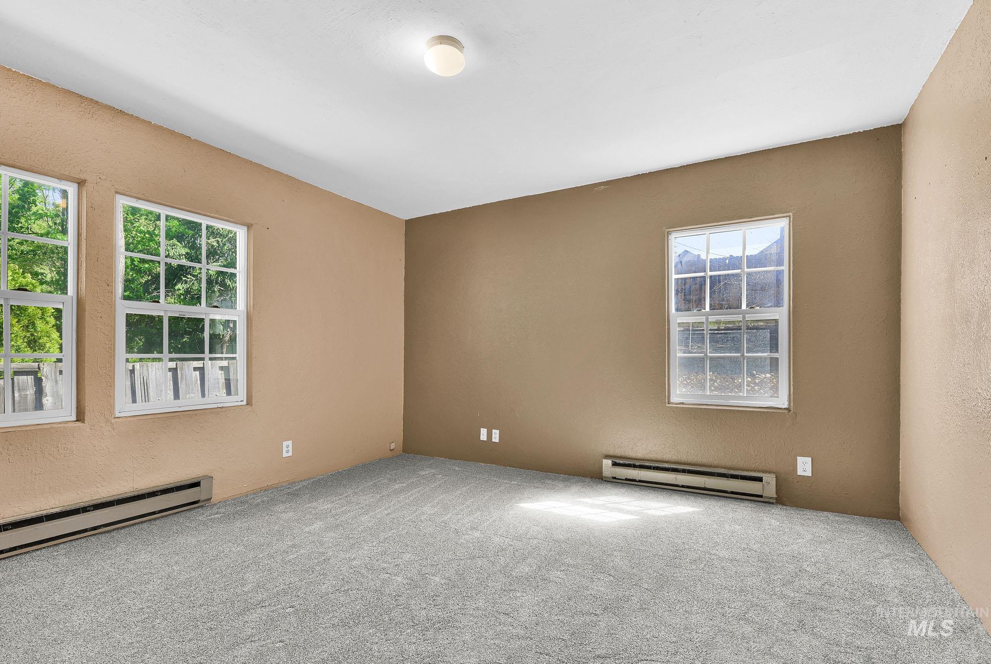 808 N A Street Property Photo 11
