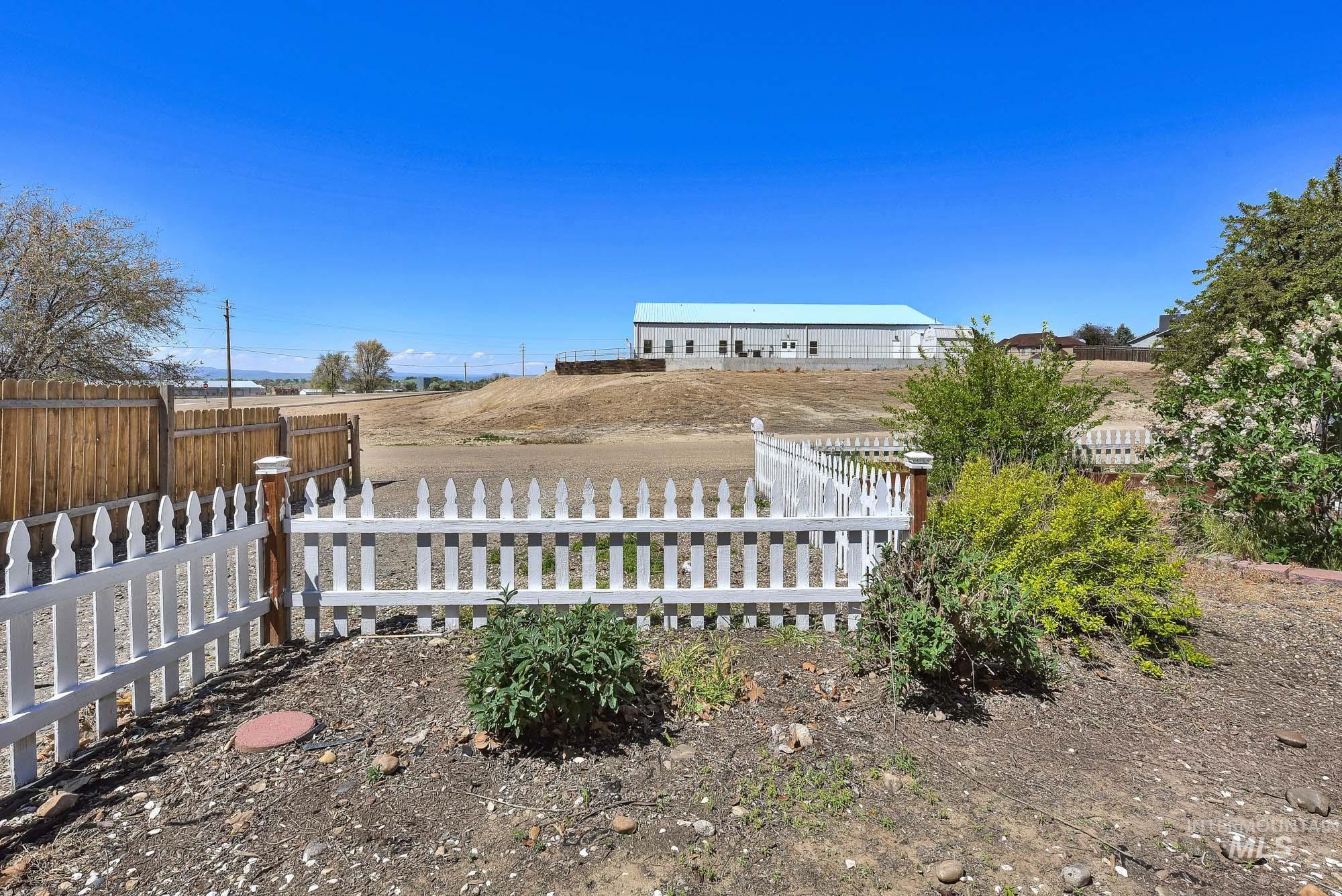 808 N A Street Property Photo 29