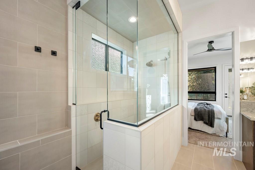 1008 Violet Way Property Photo 15