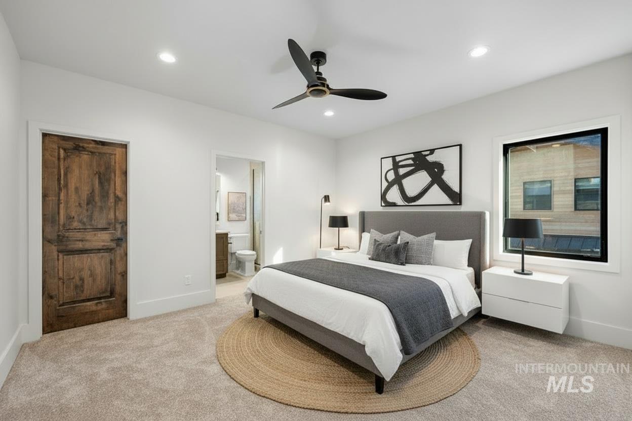 1008 Violet Way Property Photo 26