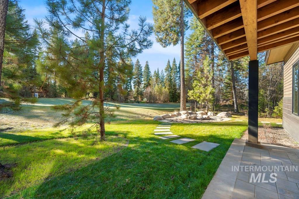 1008 Violet Way Property Photo 34