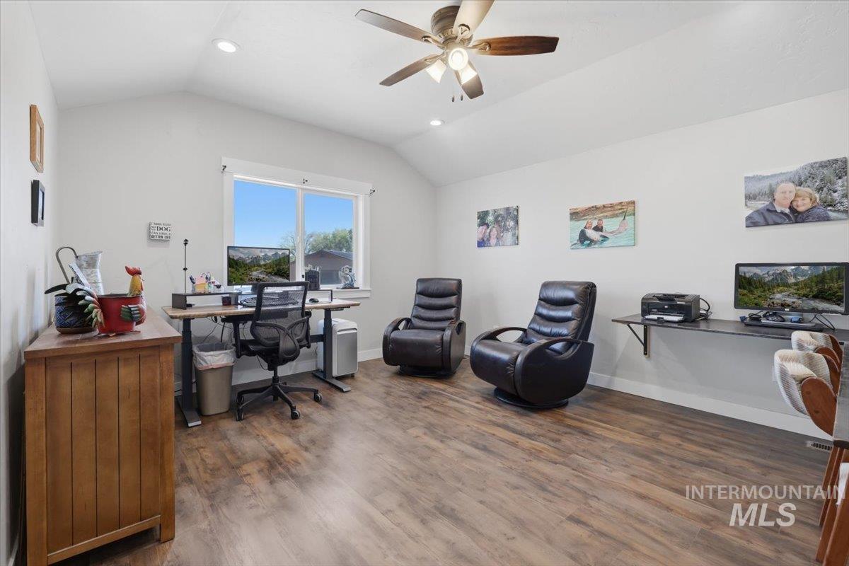 25810 Chandler Dr Property Photo 49