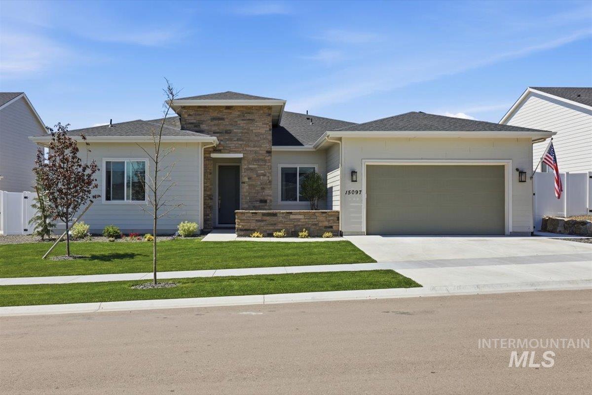 15097 Steel Cloud Ave Property Photo 3