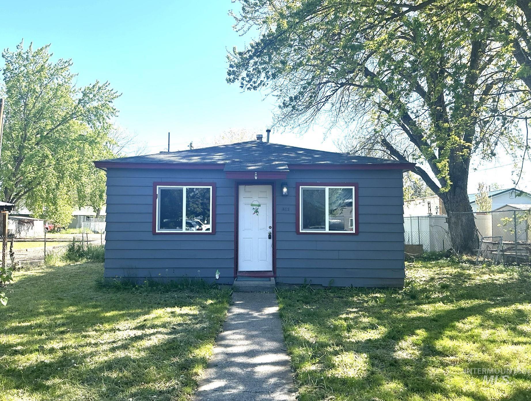 811 E Liberty
