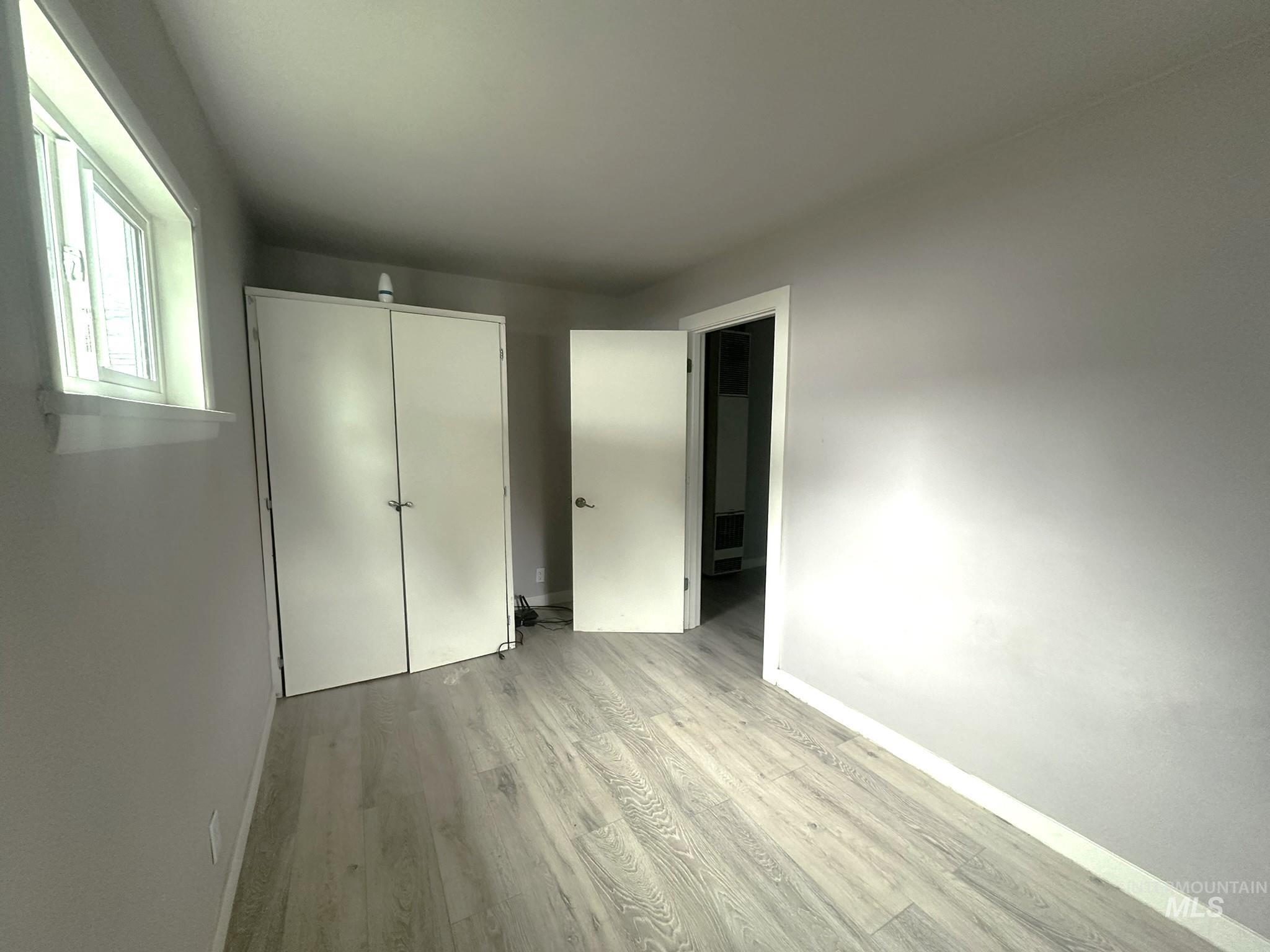811 E Liberty Property Photo 2