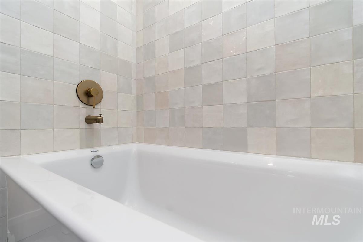2200 N Palaestra Ave Property Photo 25