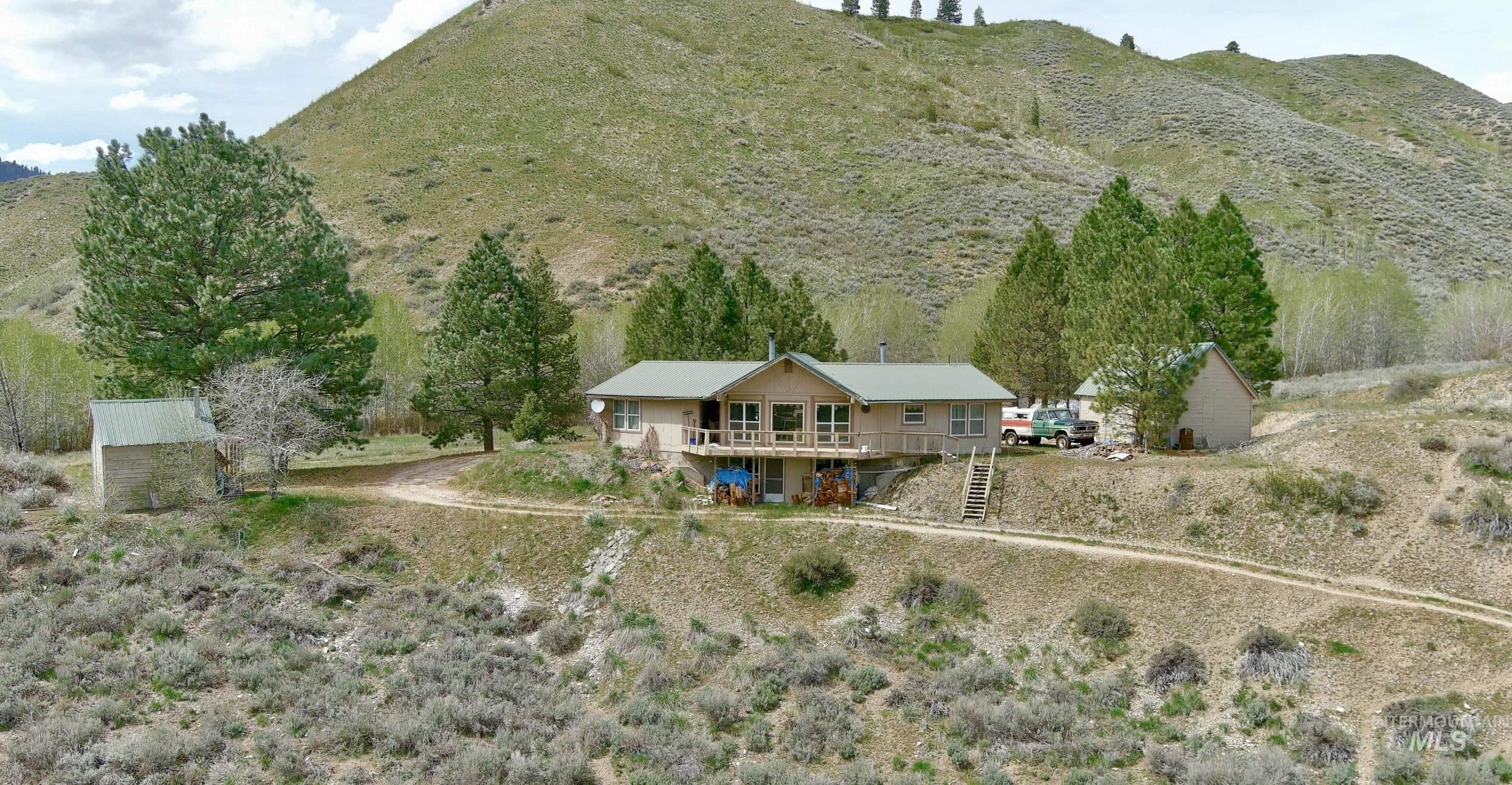 4942 E Baumgartner Rd Property Photo 8