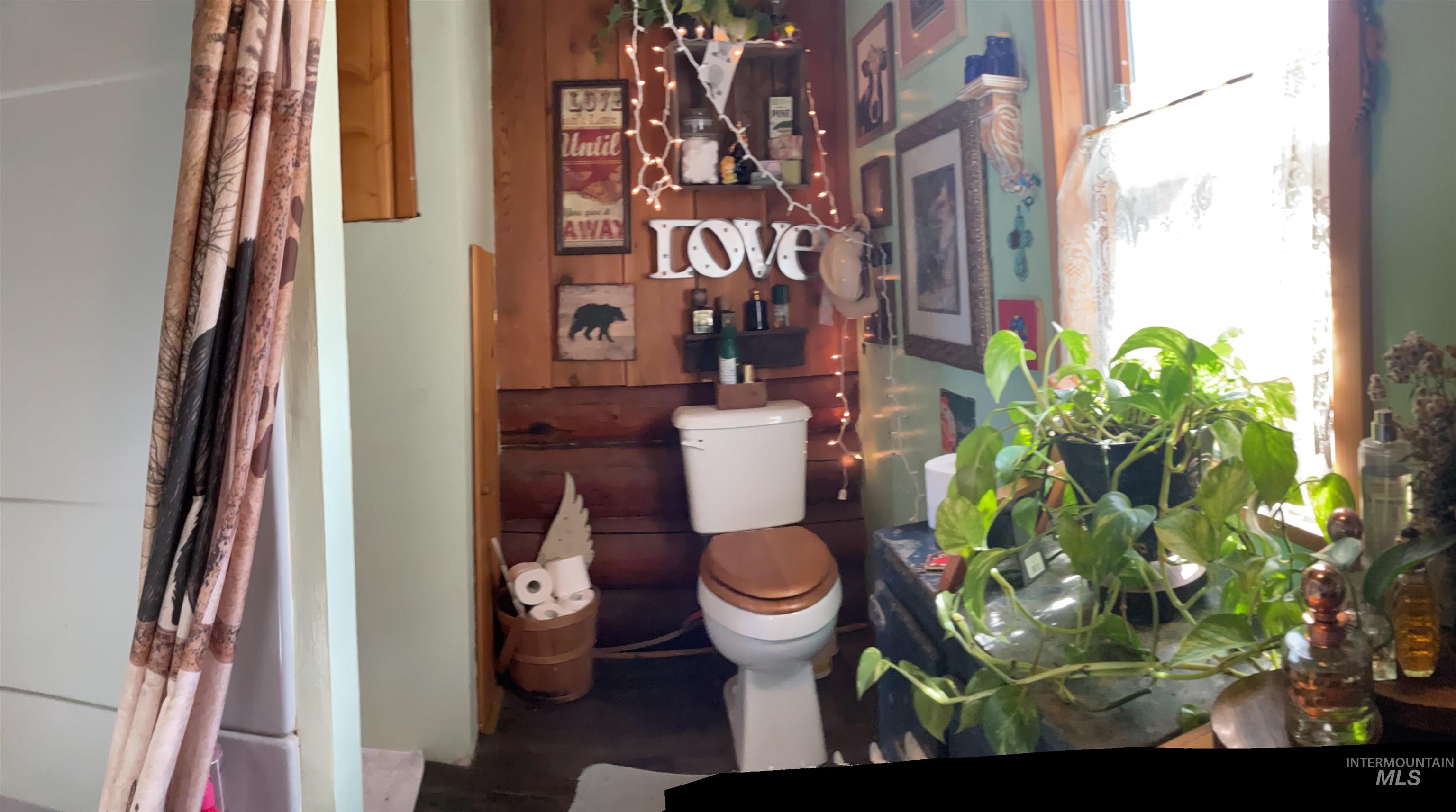 176 Buffalo Gulch Rd. Property Photo 25