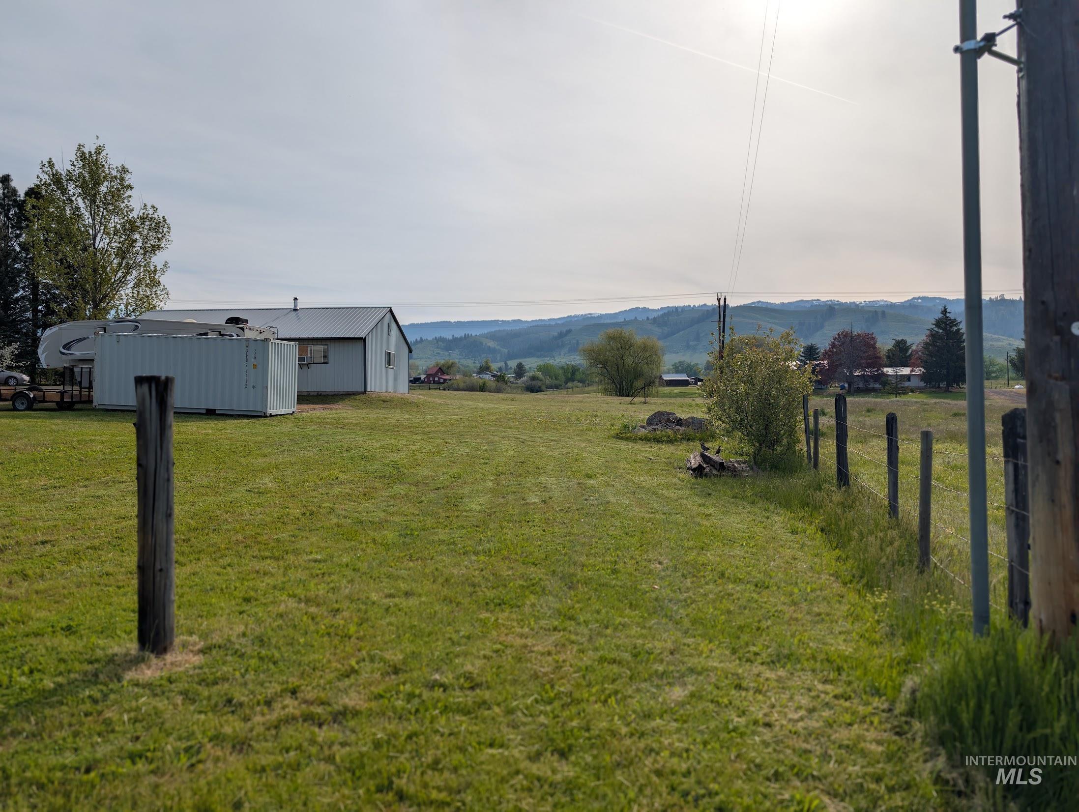 2127 Hwy 95 Property Photo 14