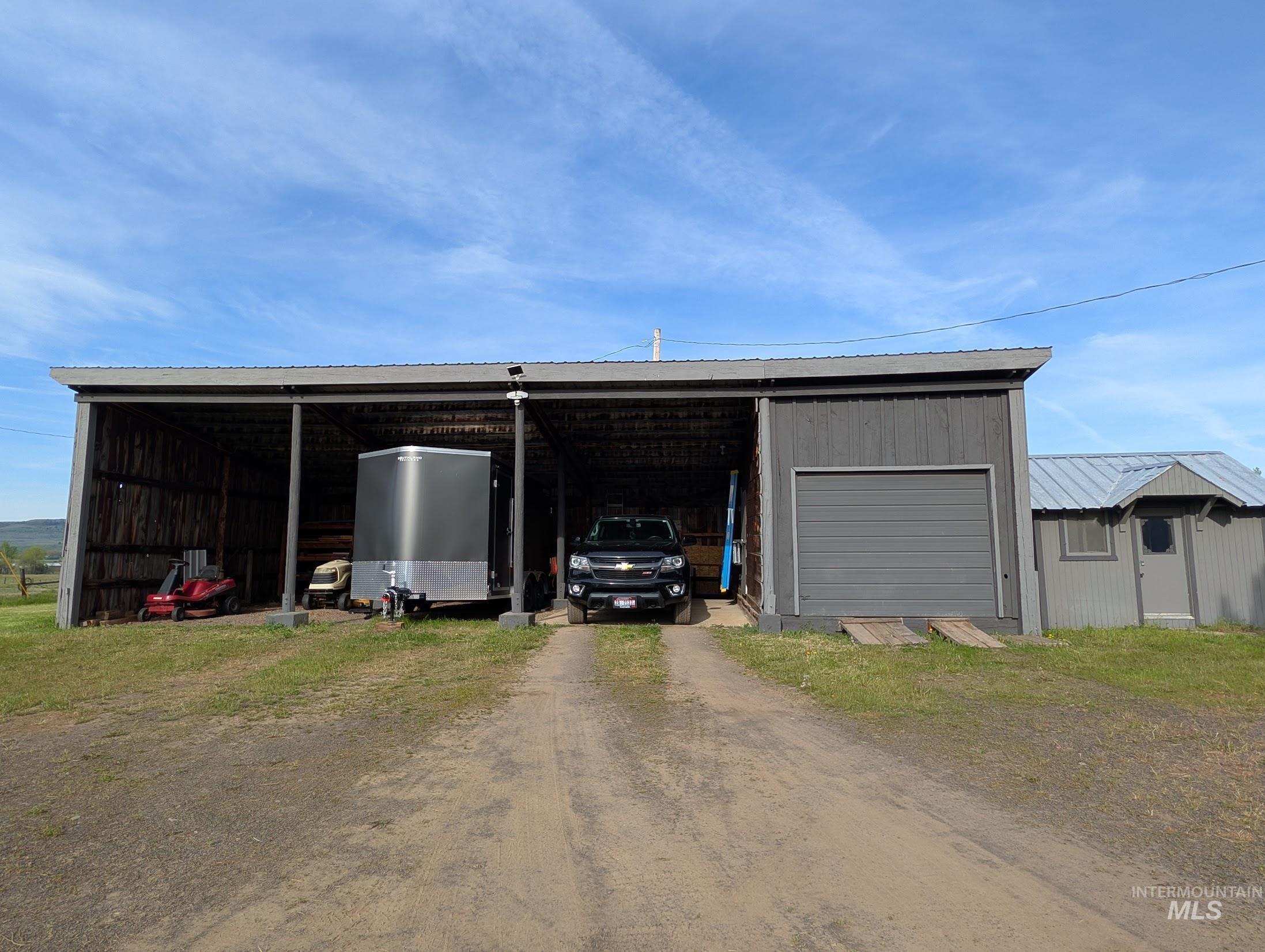2127 Hwy 95 Property Photo 18