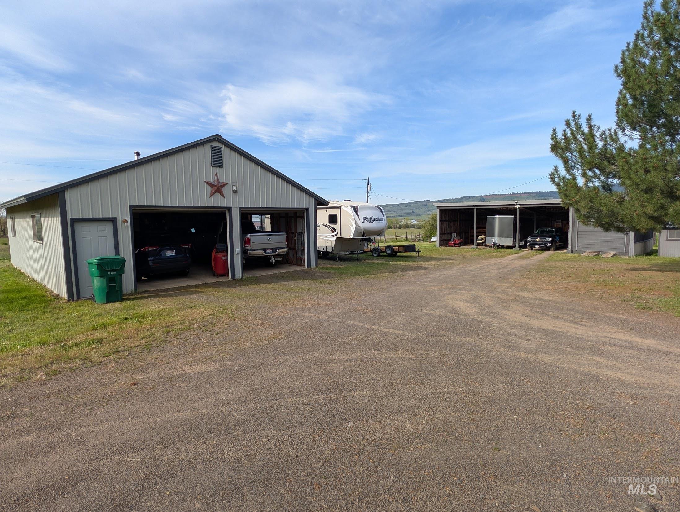 2127 Hwy 95 Property Photo 19