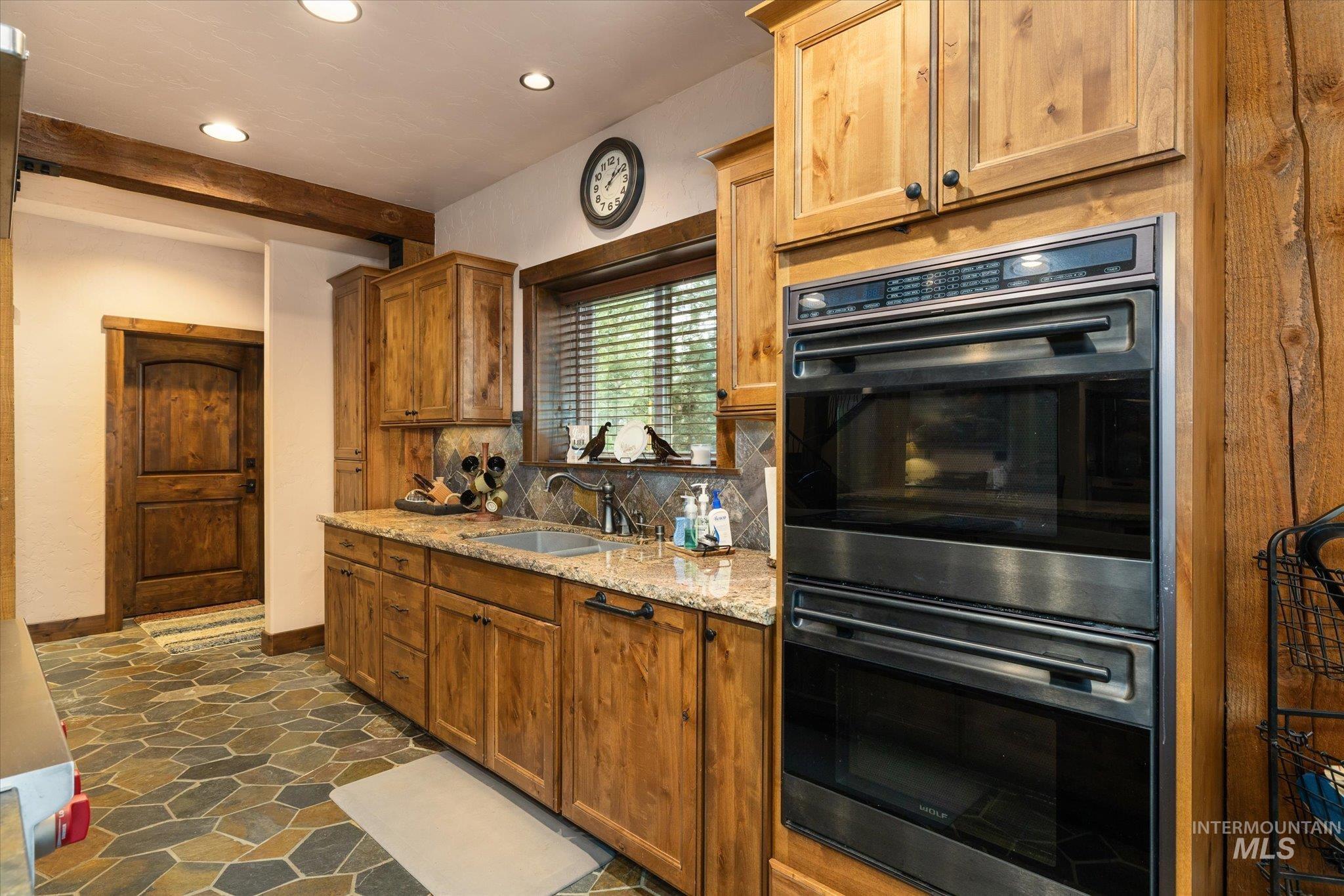 14 Pointe At Goldfork Ct Property Photo 14