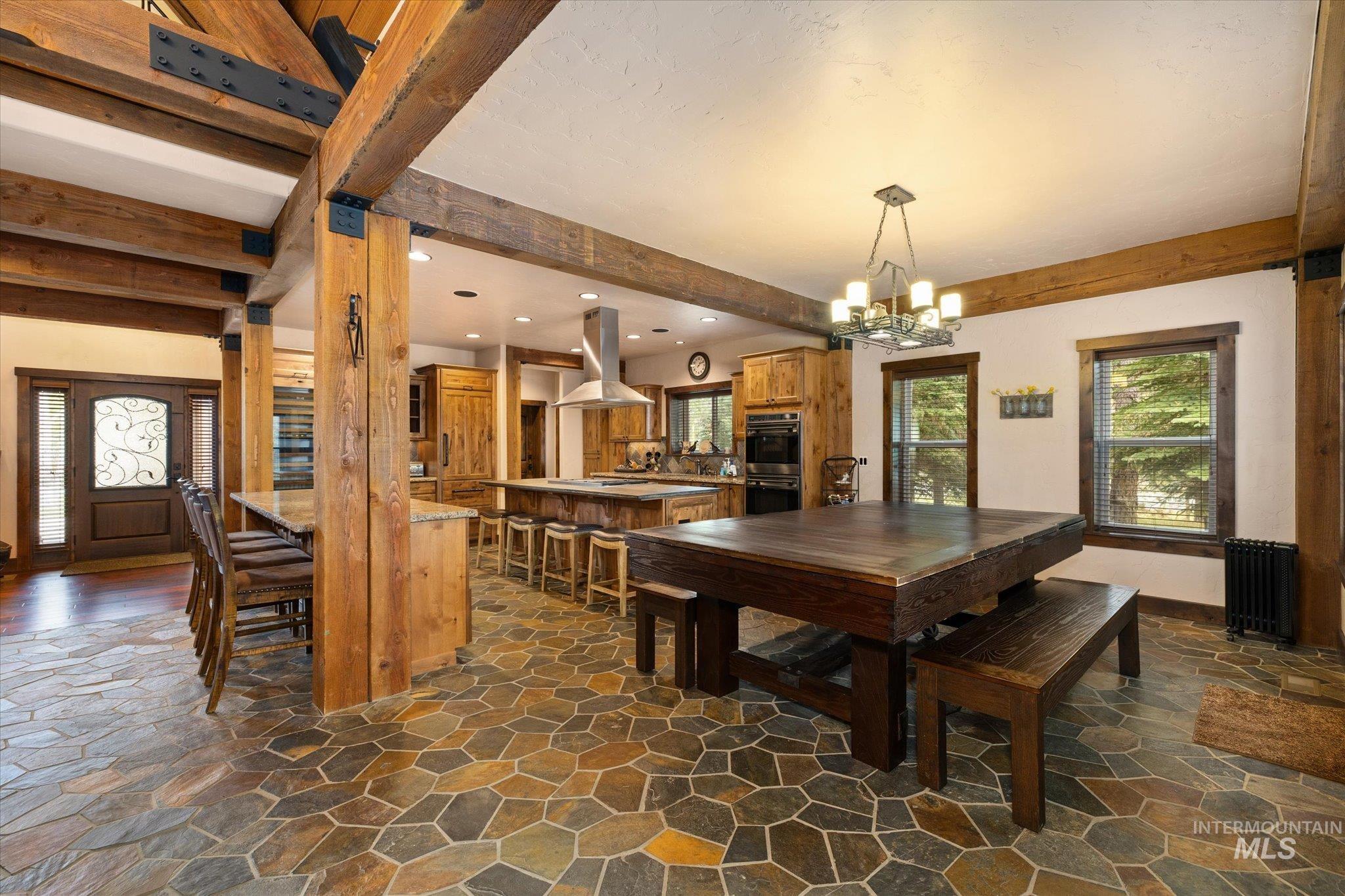 14 Pointe At Goldfork Ct Property Photo 17
