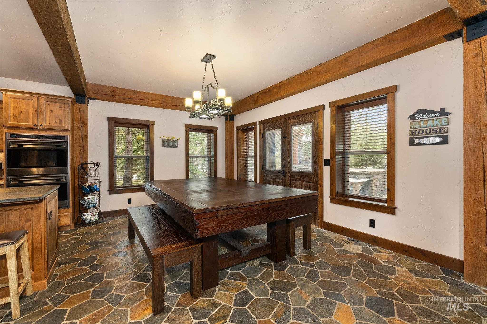 14 Pointe At Goldfork Ct Property Photo 18