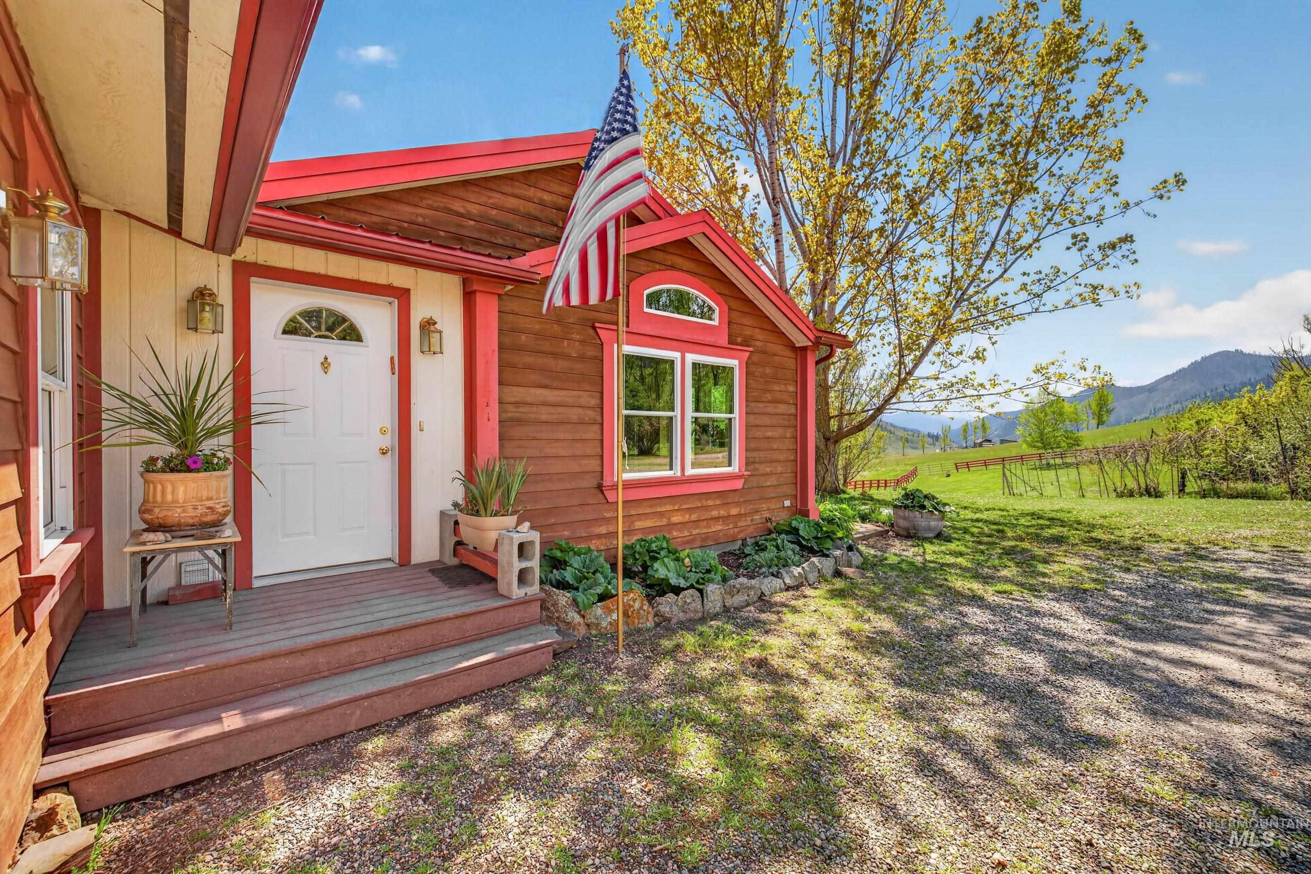 213 Little Salmon Overlook Property Photo 6