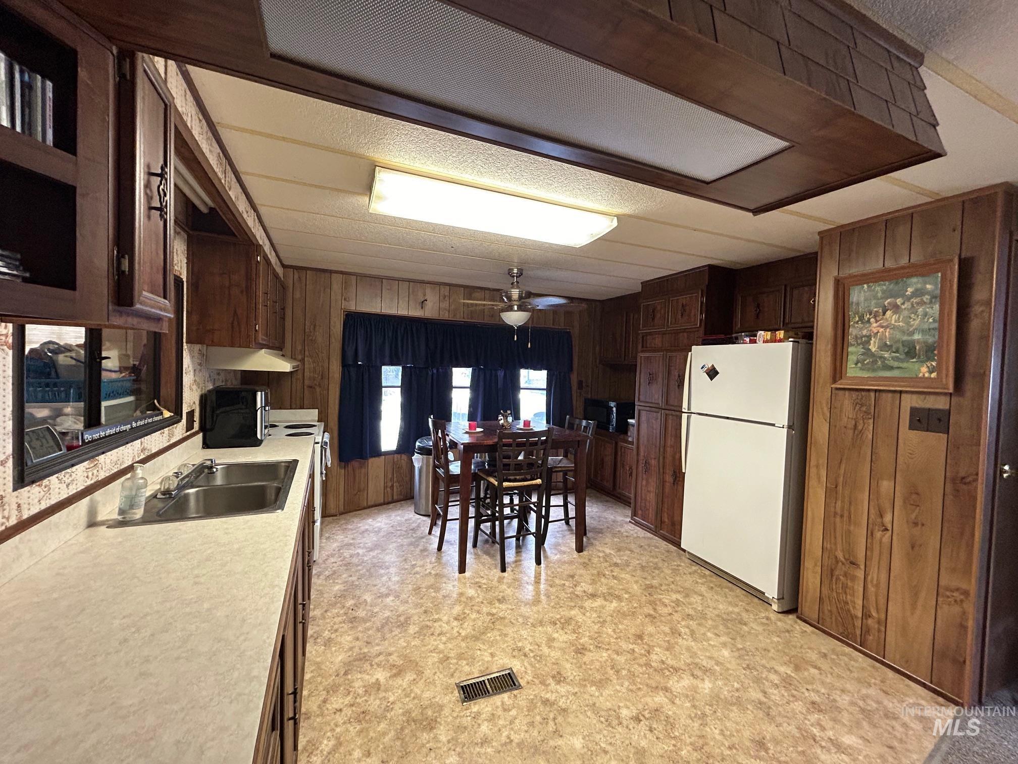 17 Chinook Lane Property Photo 21