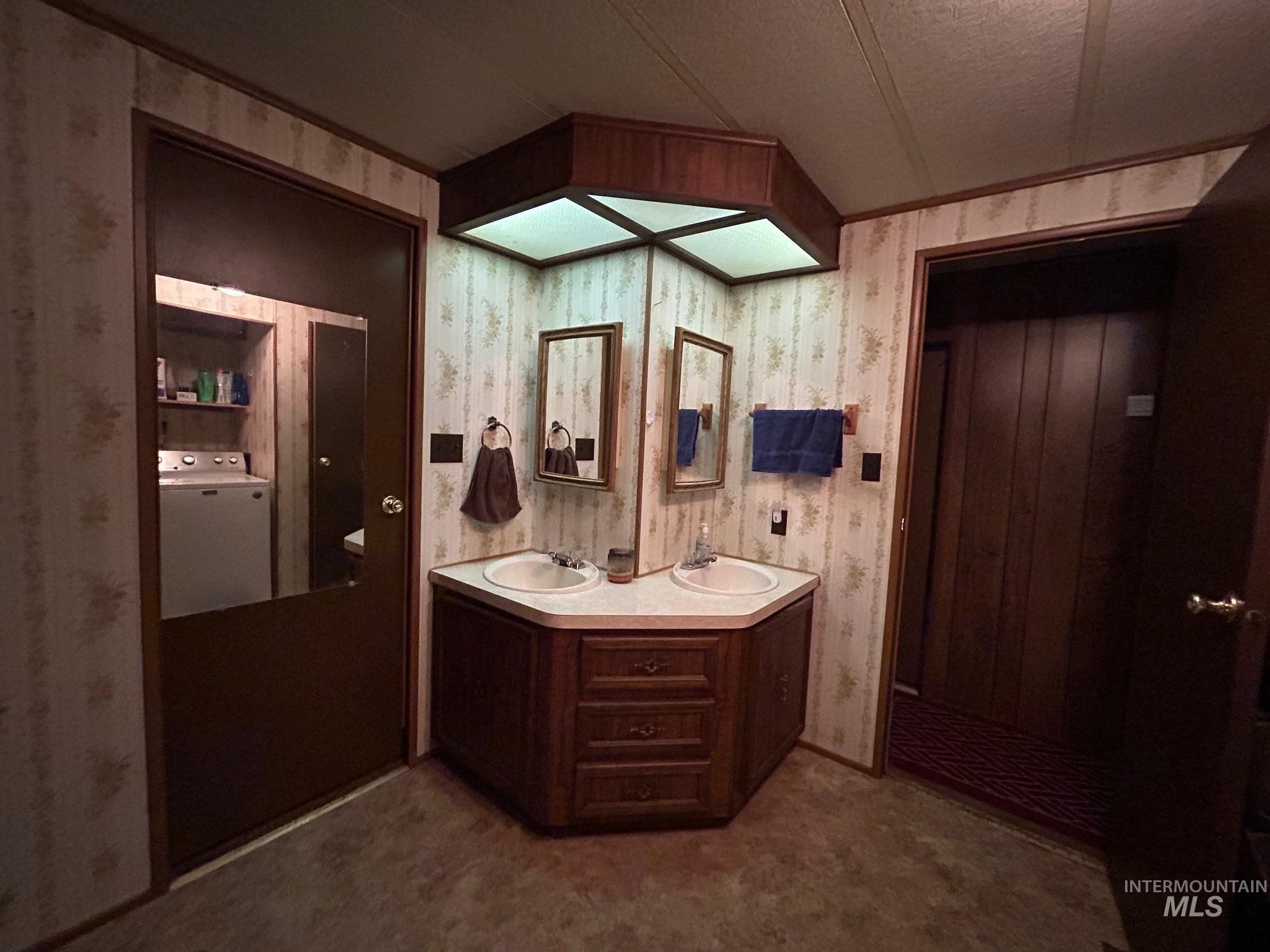 17 Chinook Lane Property Photo 27