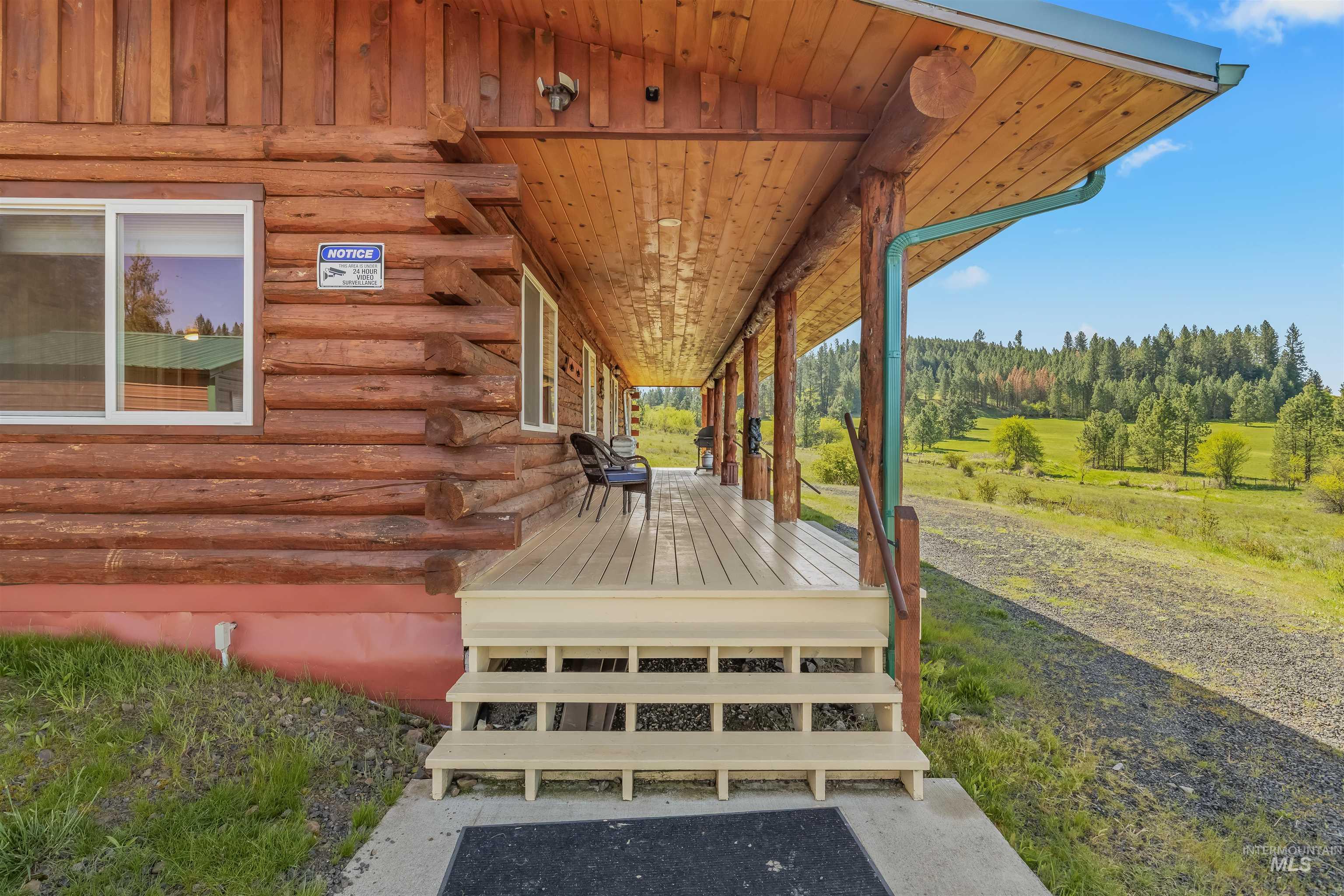 830 Leitch Creek Road Property Photo 6