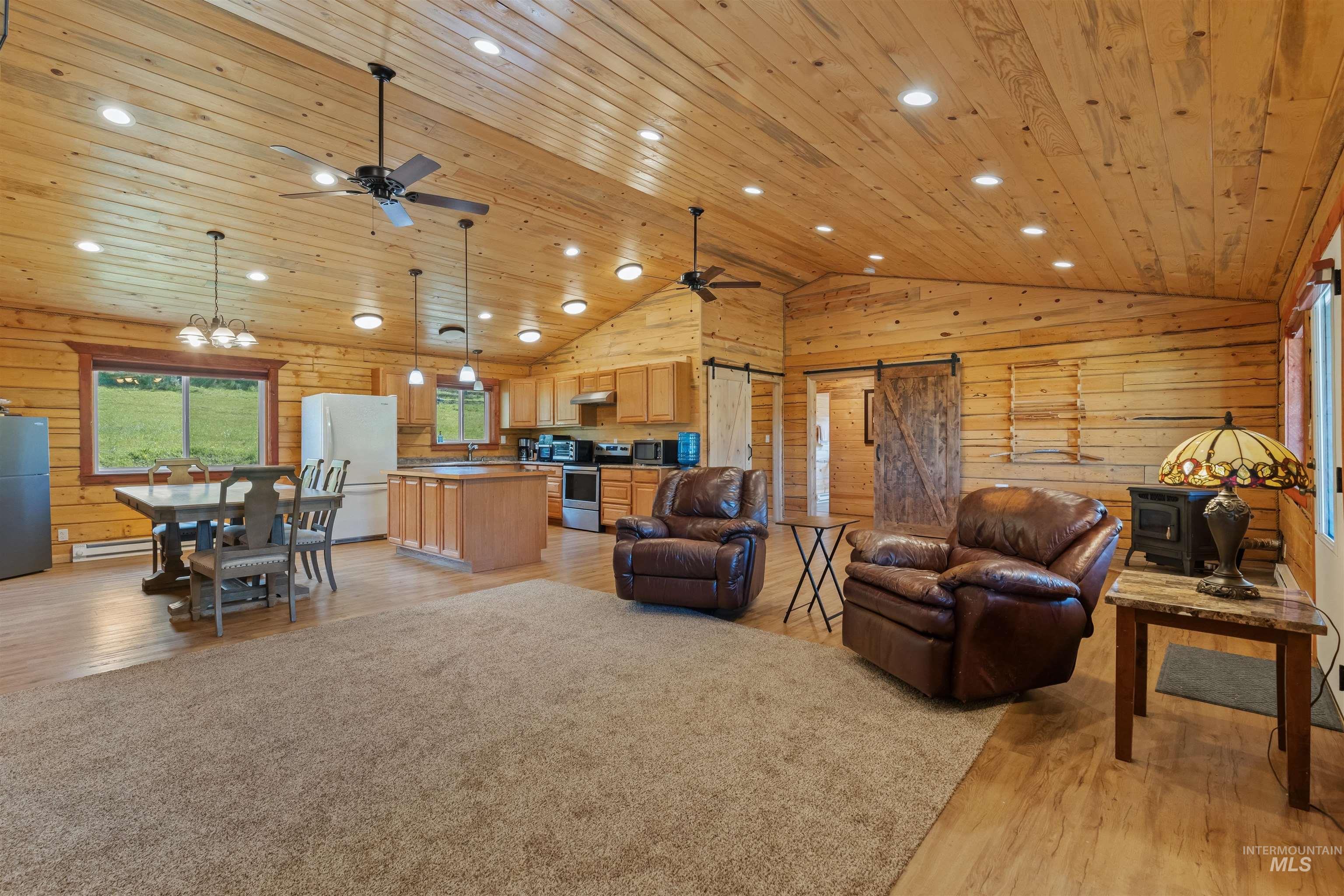 830 Leitch Creek Road Property Photo 11
