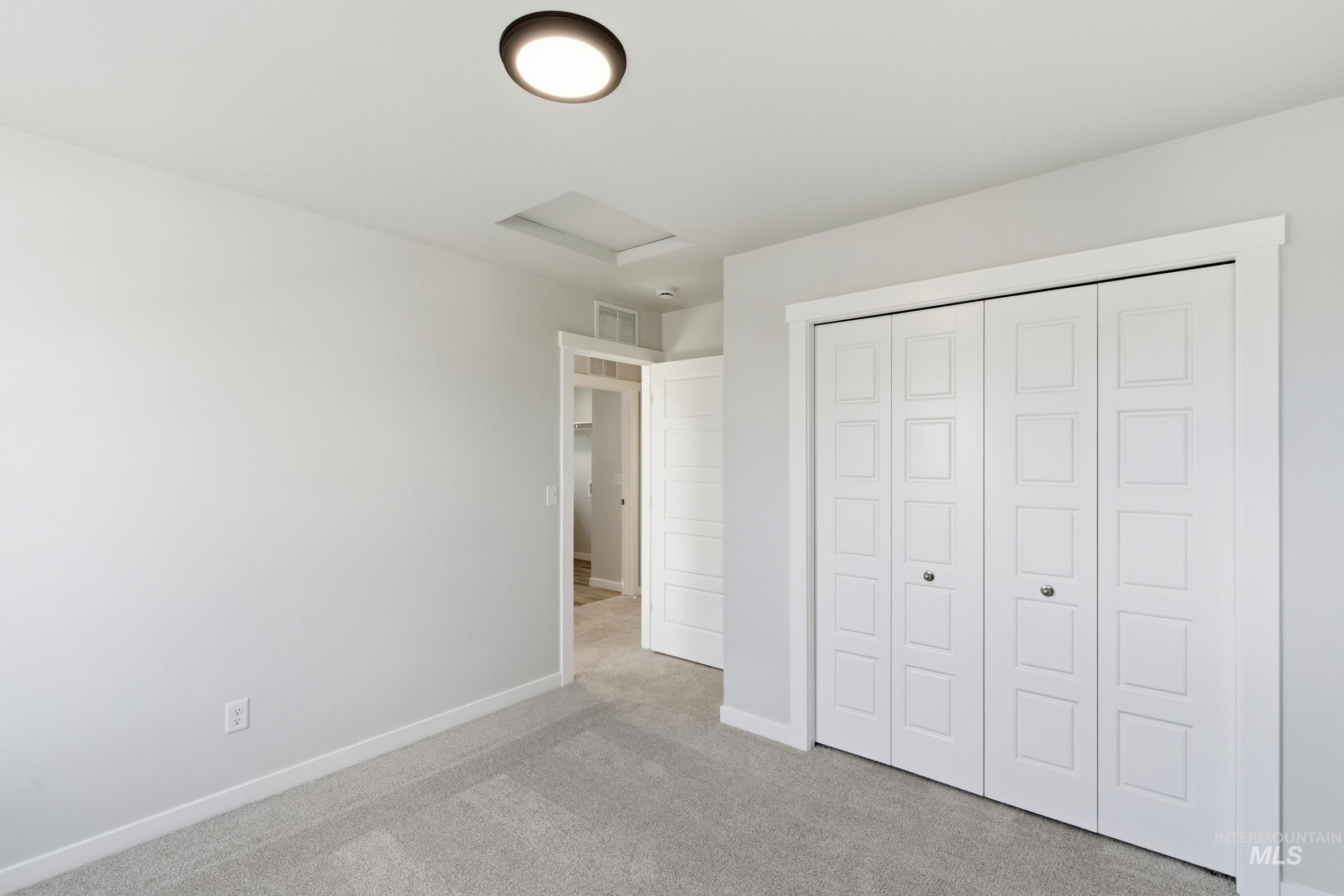 7312 W Trumbull Ct Property Photo 18
