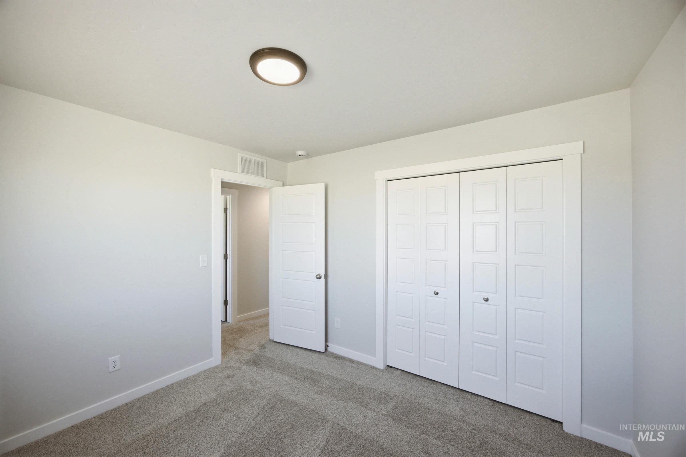 7326 W Trumbull Ct Property Photo 25