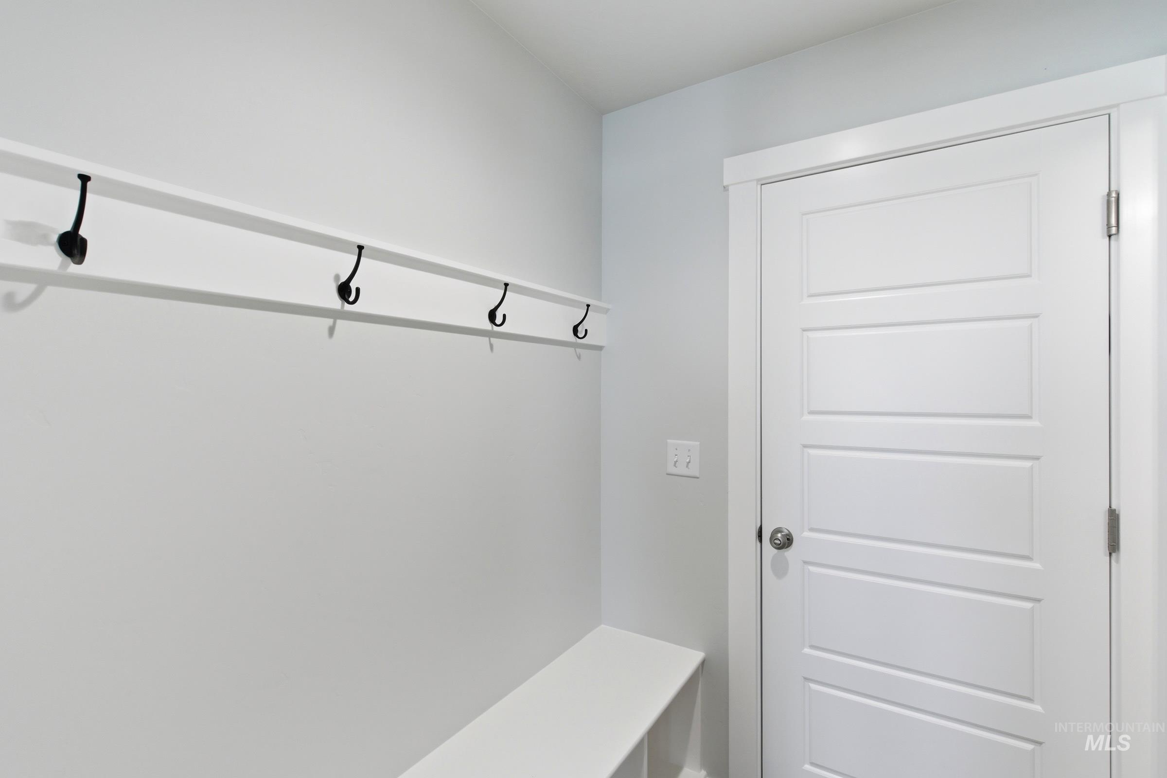 7462 W Trumbull Ct Property Photo 12