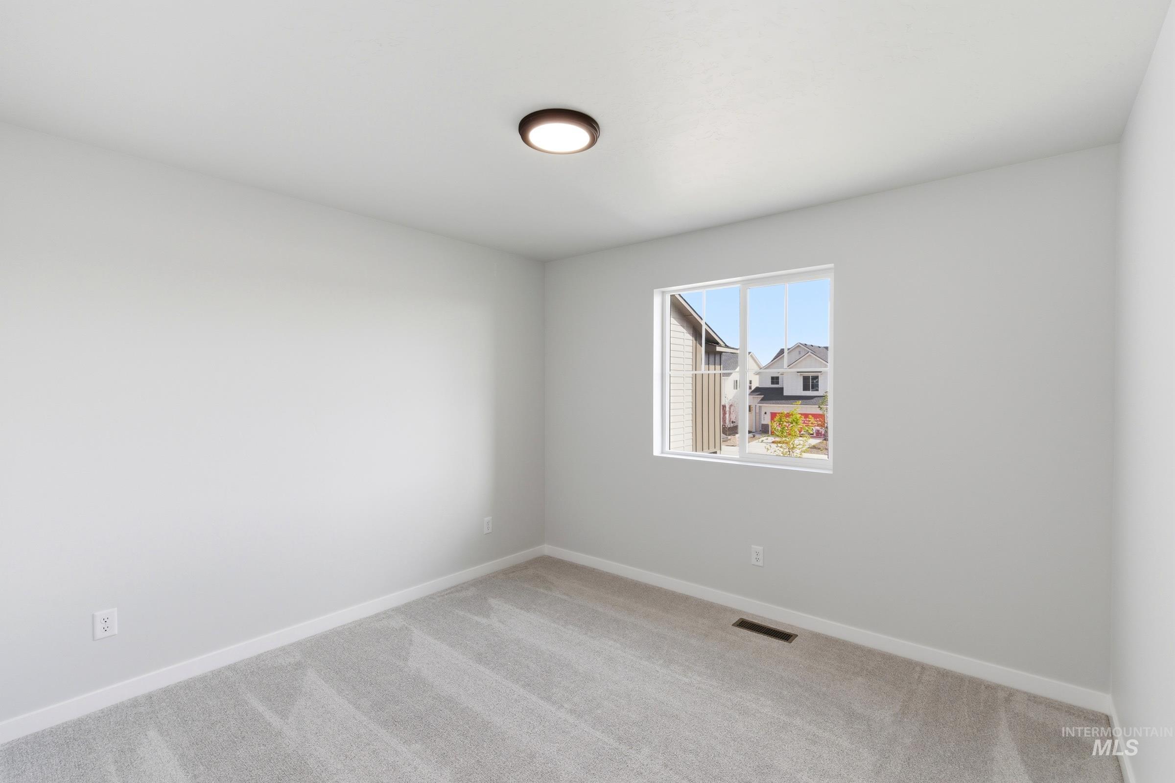 7462 W Trumbull Ct Property Photo 14