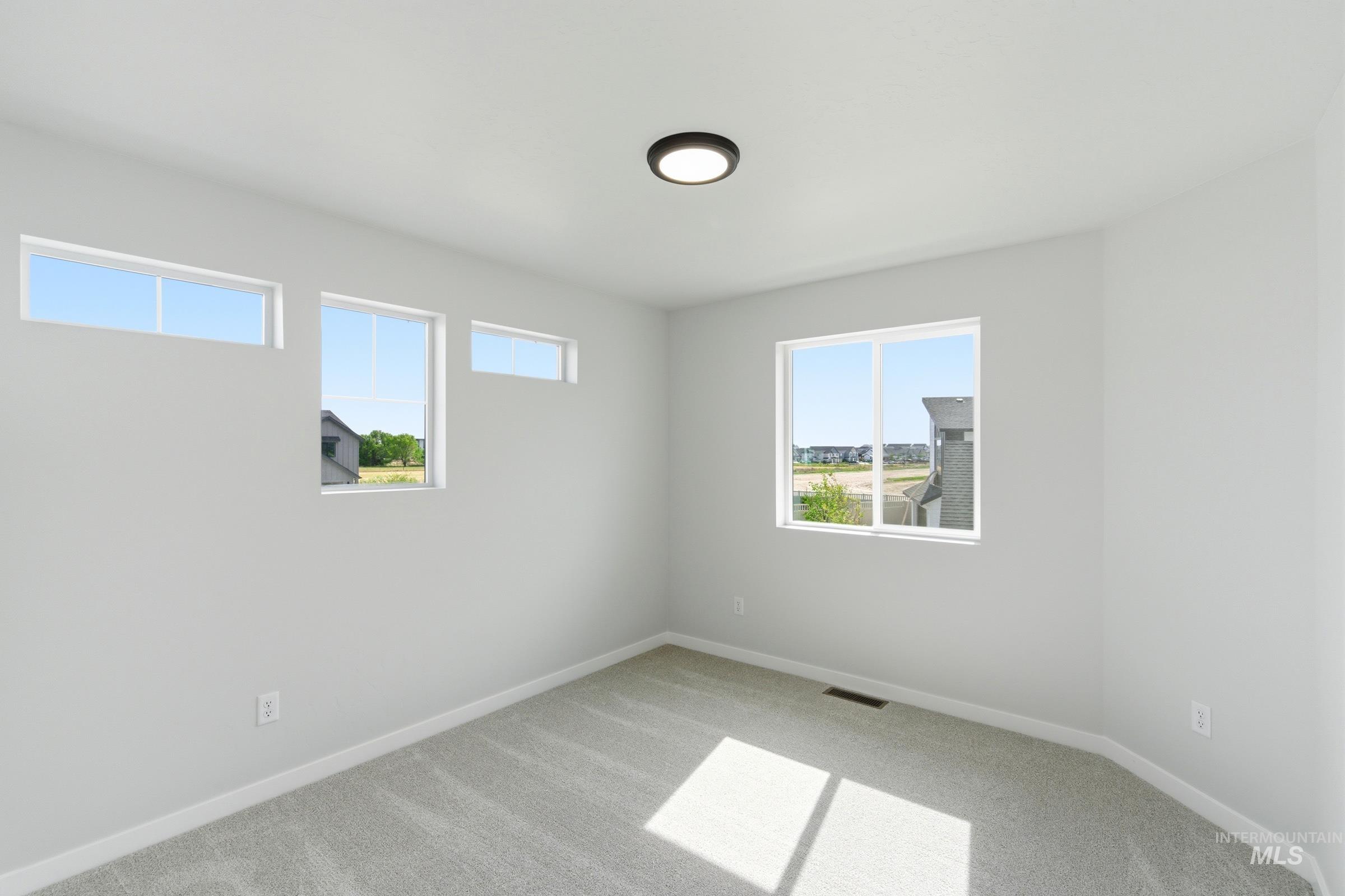 7462 W Trumbull Ct Property Photo 16