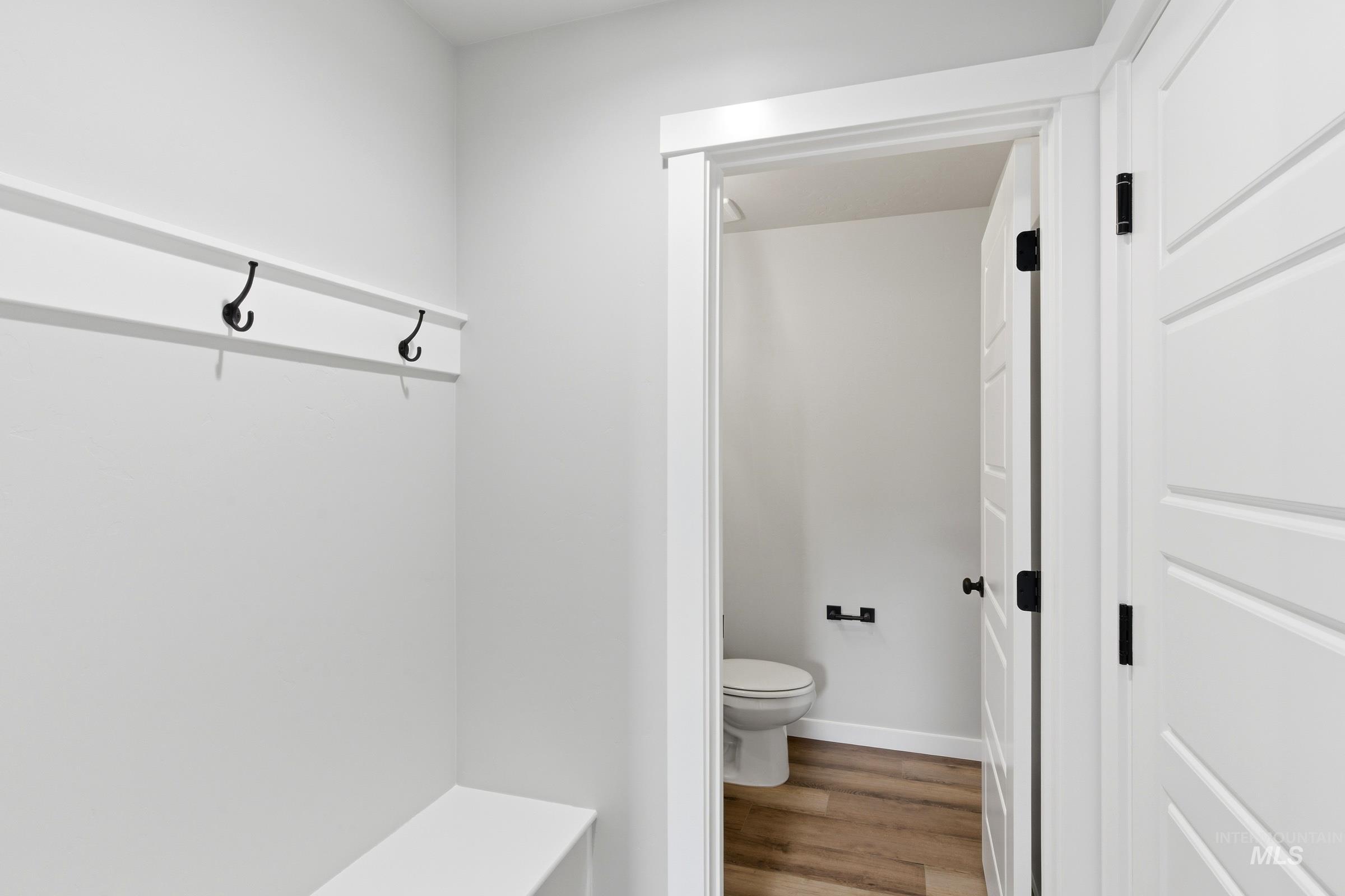 7458 W Trumbull Ct Property Photo 11