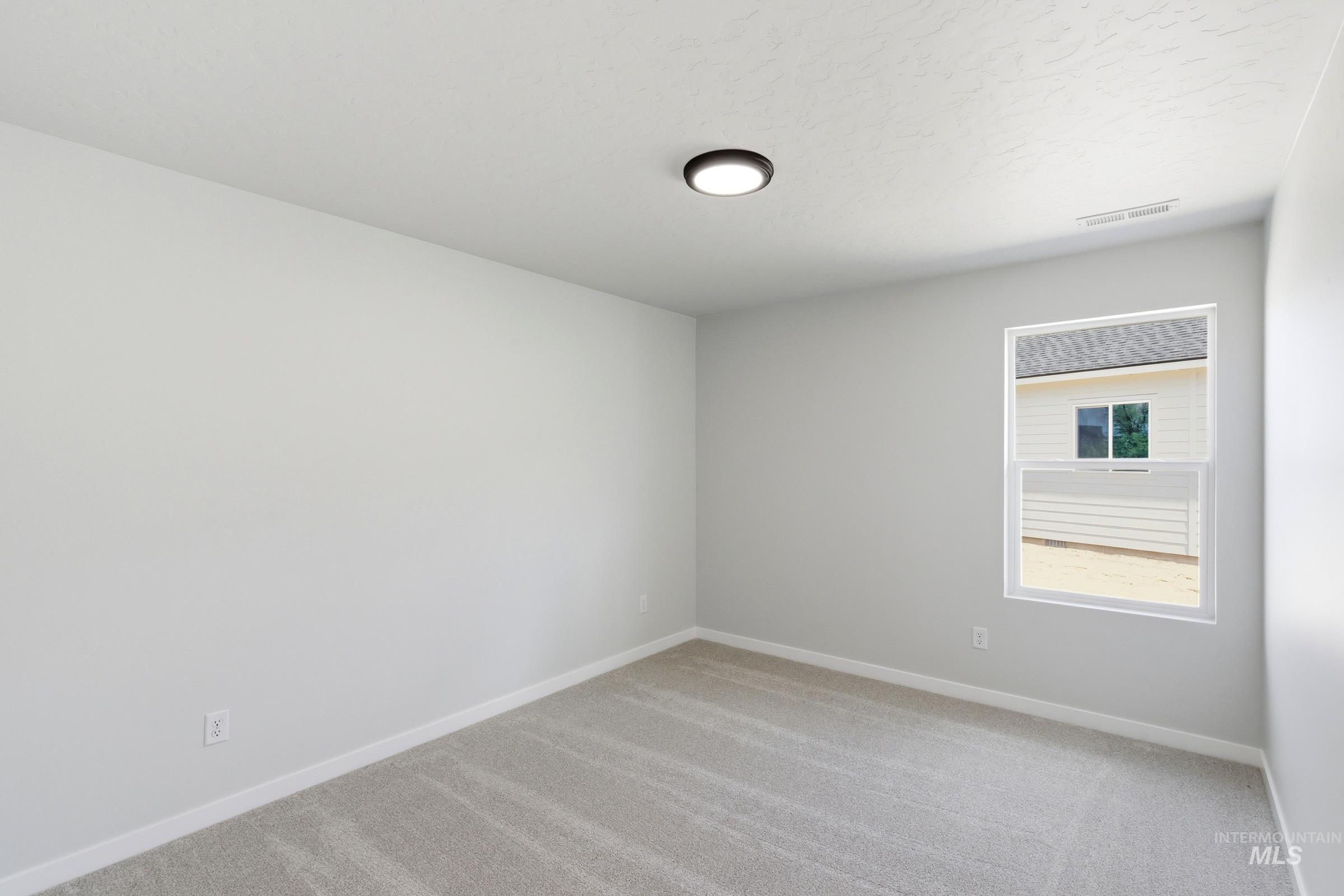 6502 W Plateau Creek Dr Property Photo 17