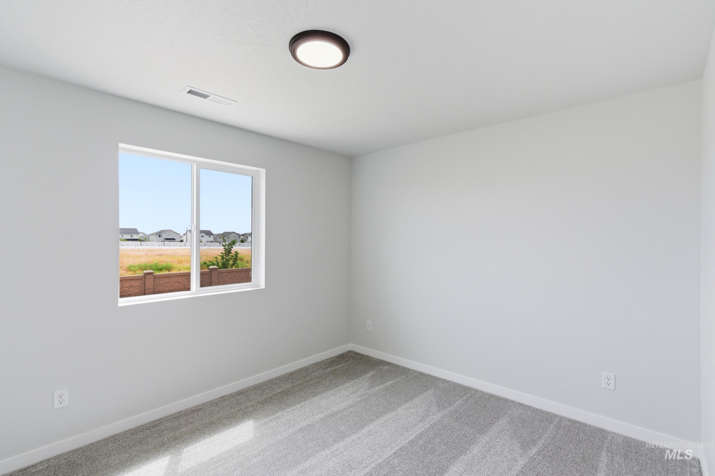 4384 N Alameda Creek Ave Property Photo 17