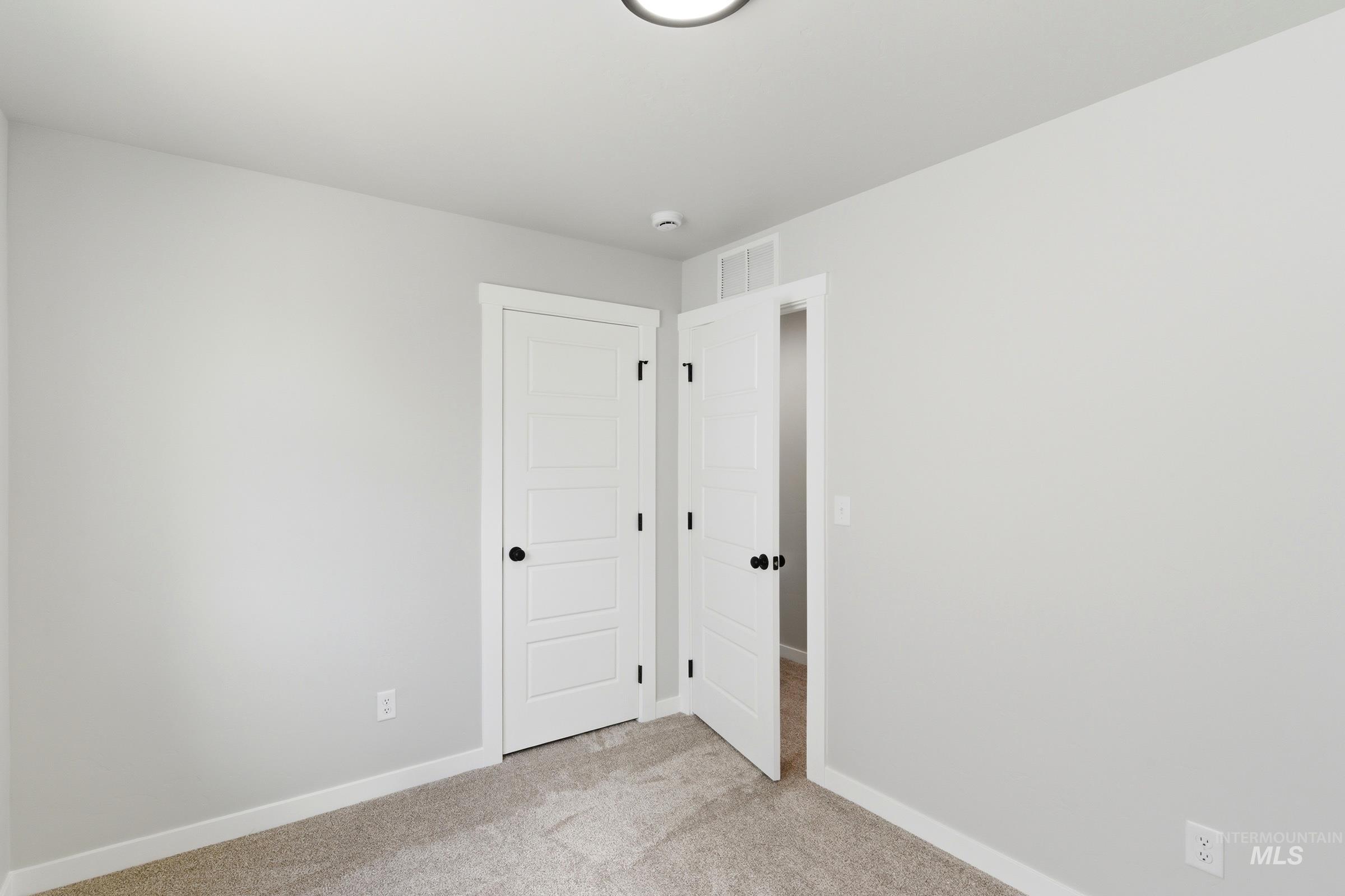 4242 N Camp Creek Ave Property Photo 18