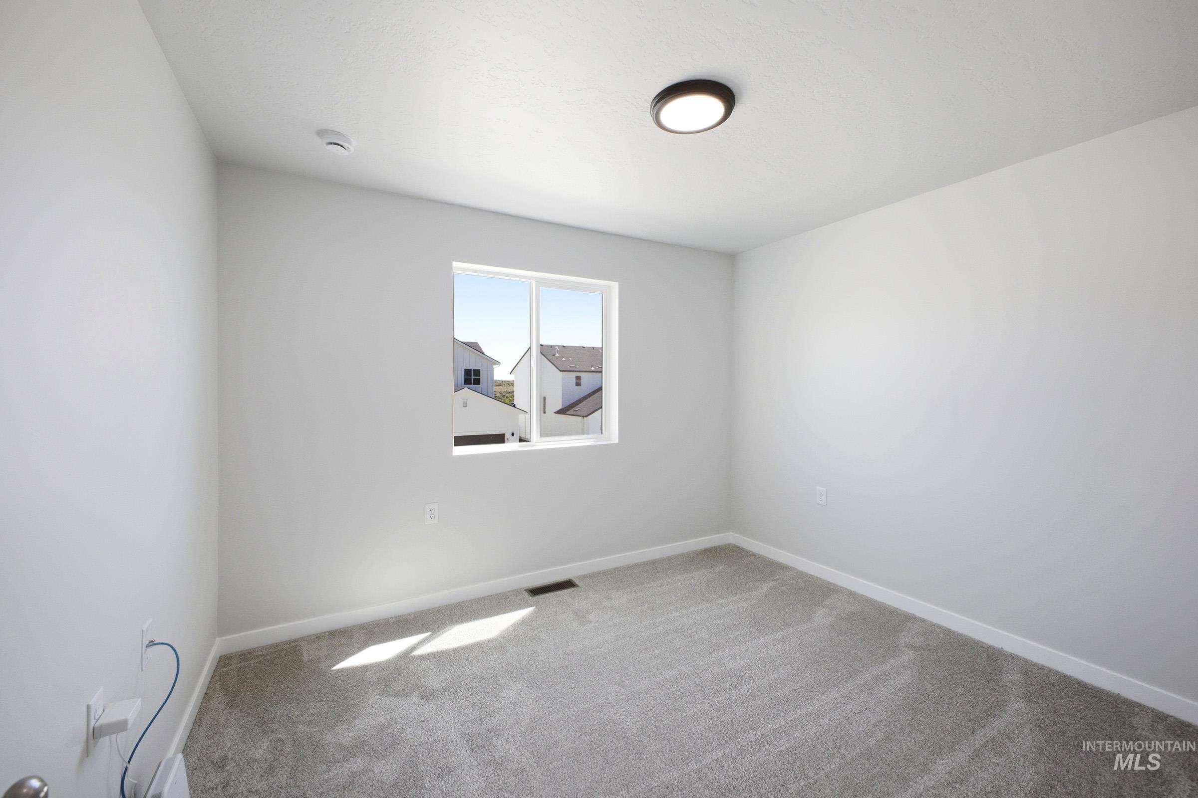 6747 S Spindlebush Ave Property Photo 9