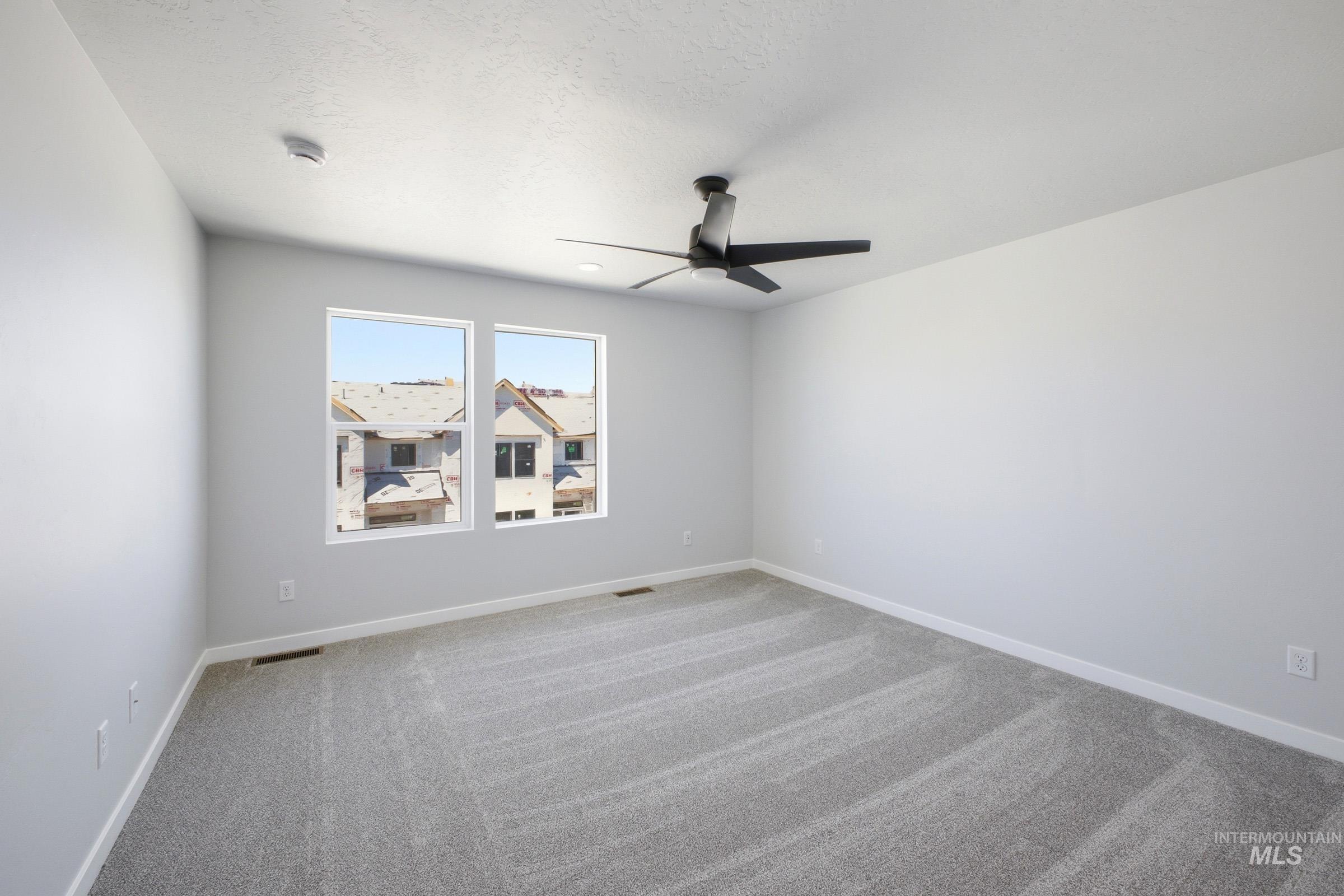6747 S Spindlebush Ave Property Photo 12