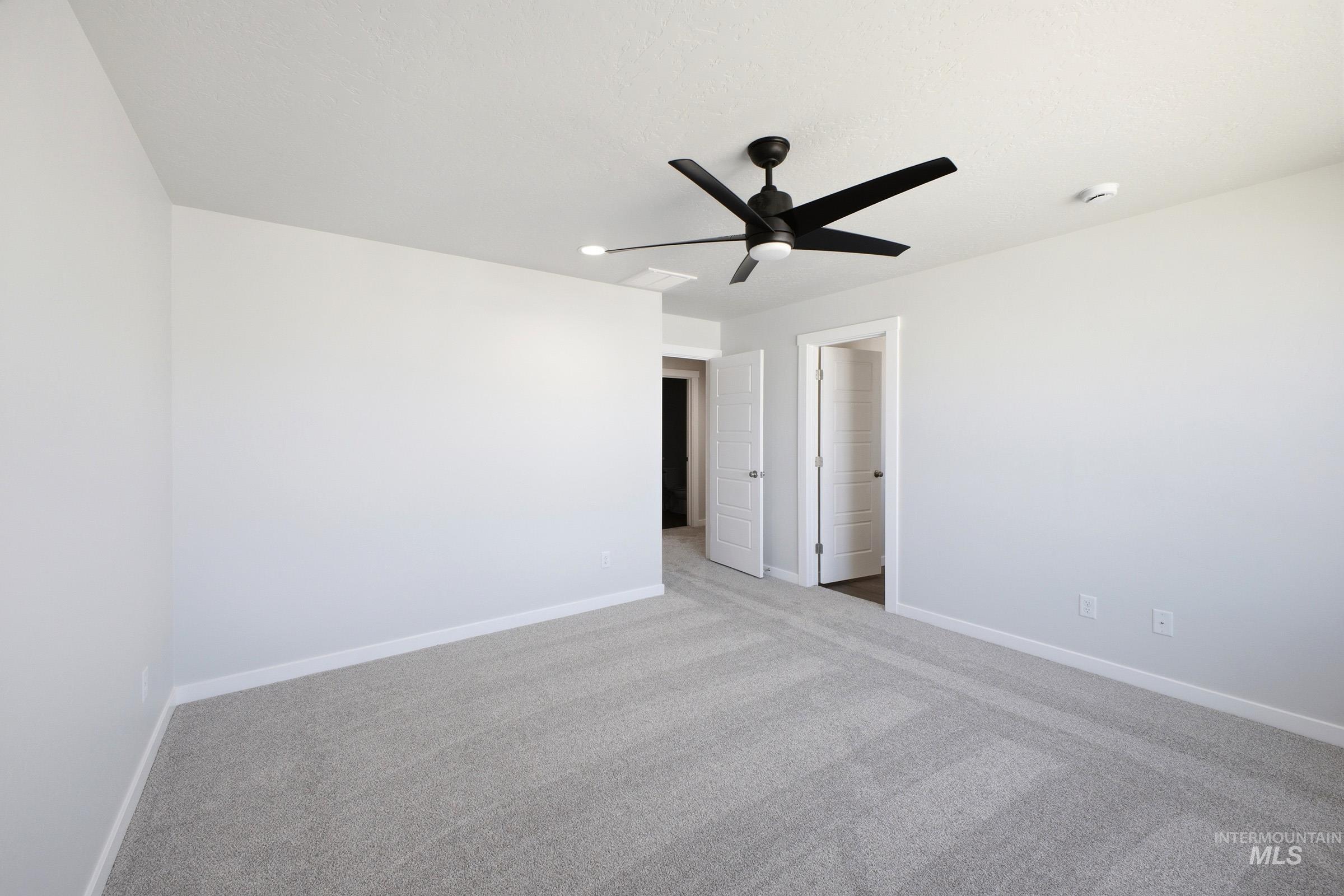 6747 S Spindlebush Ave Property Photo 13
