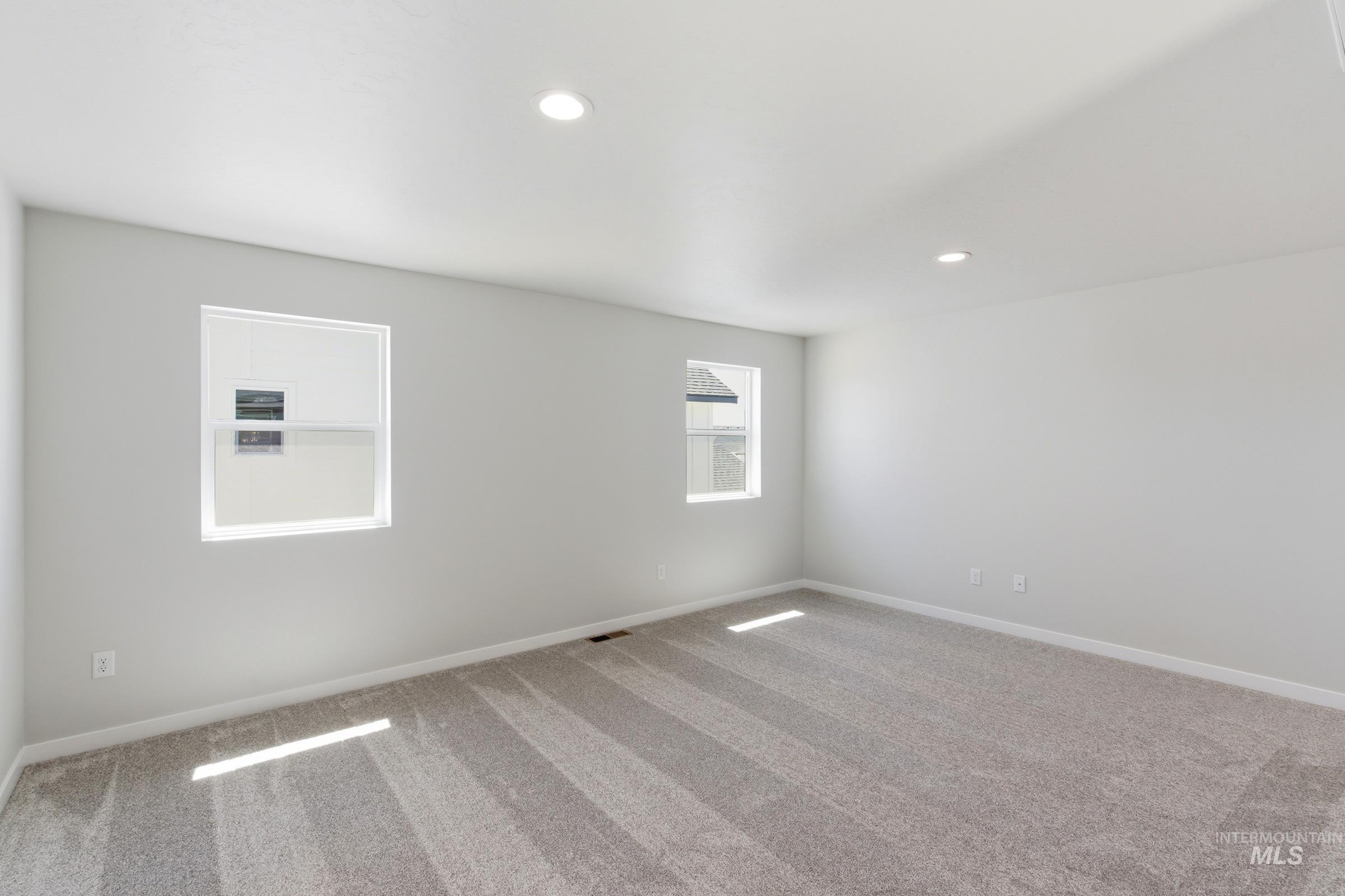 2126 S Border Way Property Photo 14