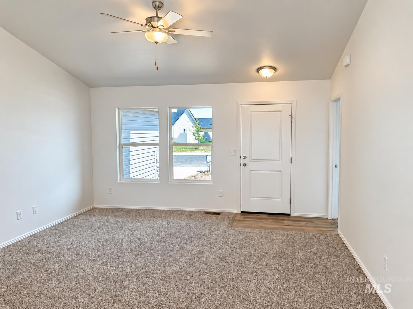 1147 Westwing Way Property Photo 5