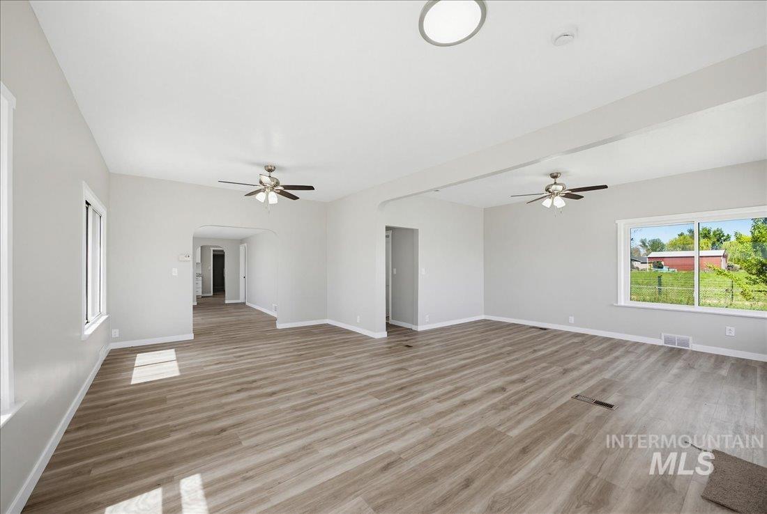 30013 Apple Valley Rd Property Photo 6