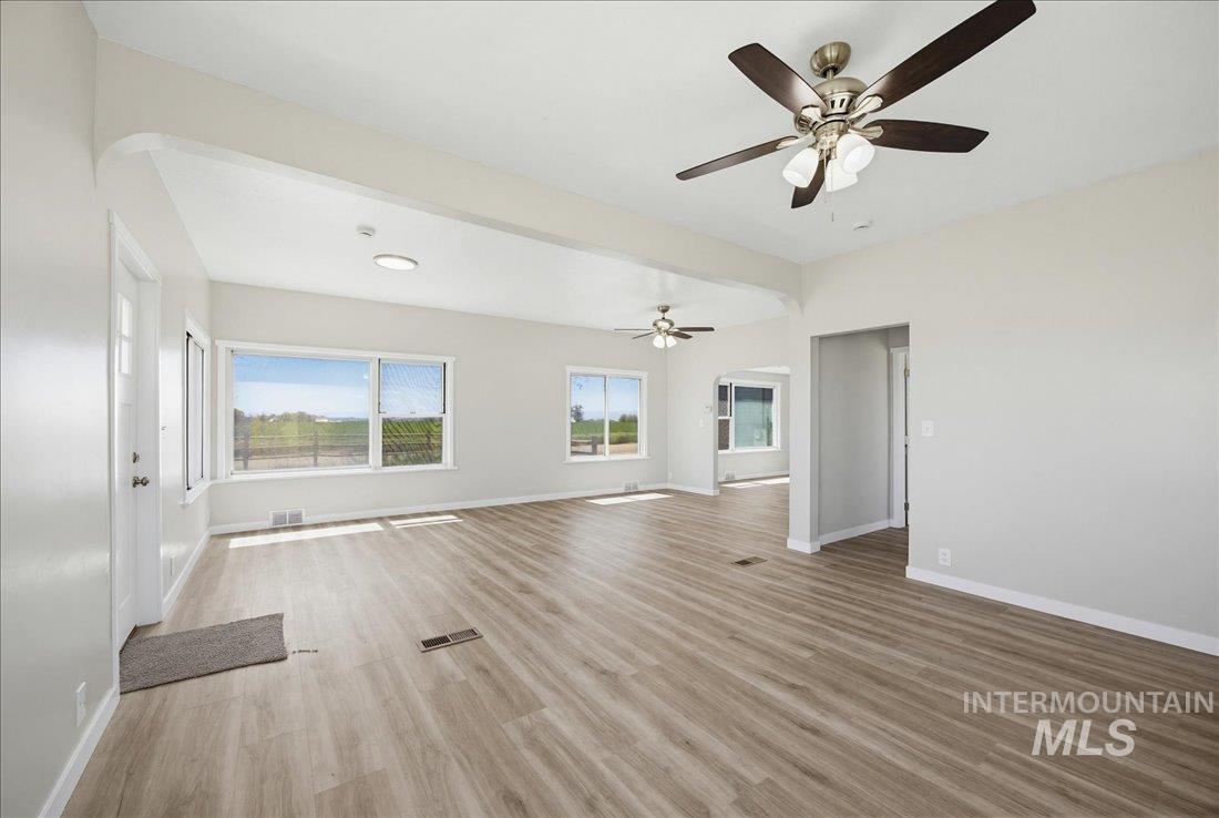 30013 Apple Valley Rd Property Photo 7