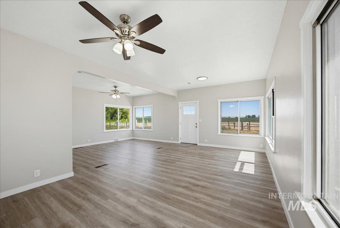 30013 Apple Valley Rd Property Photo 10