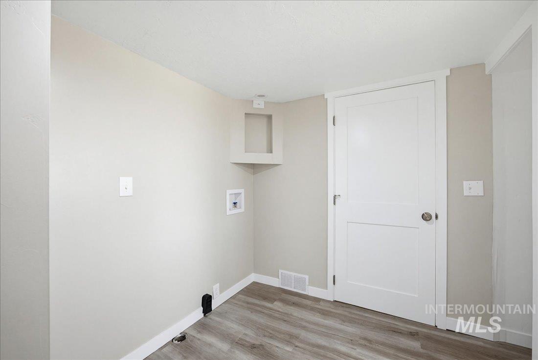 30013 Apple Valley Rd Property Photo 11