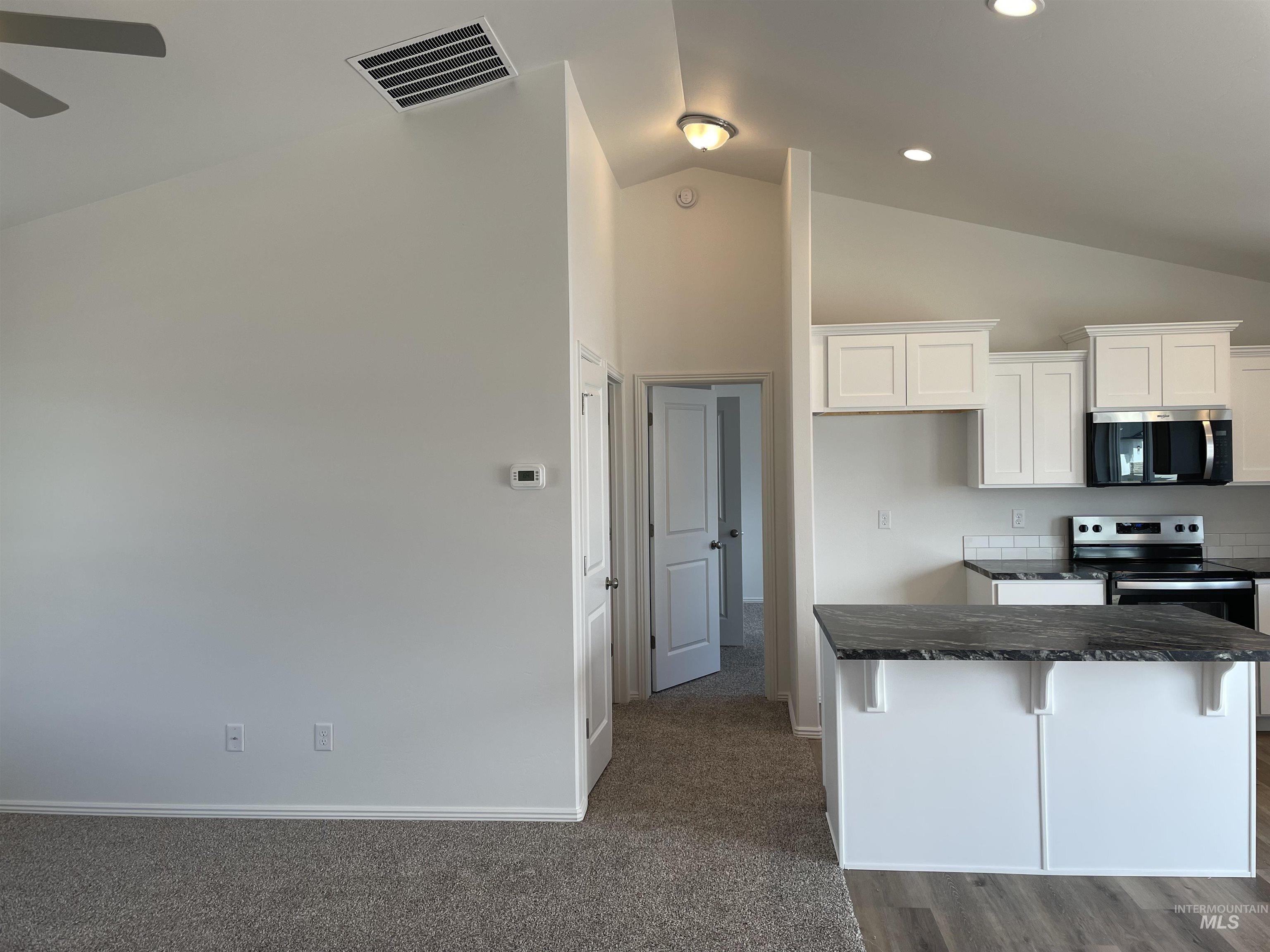 1165 Westwing Way Property Photo 4