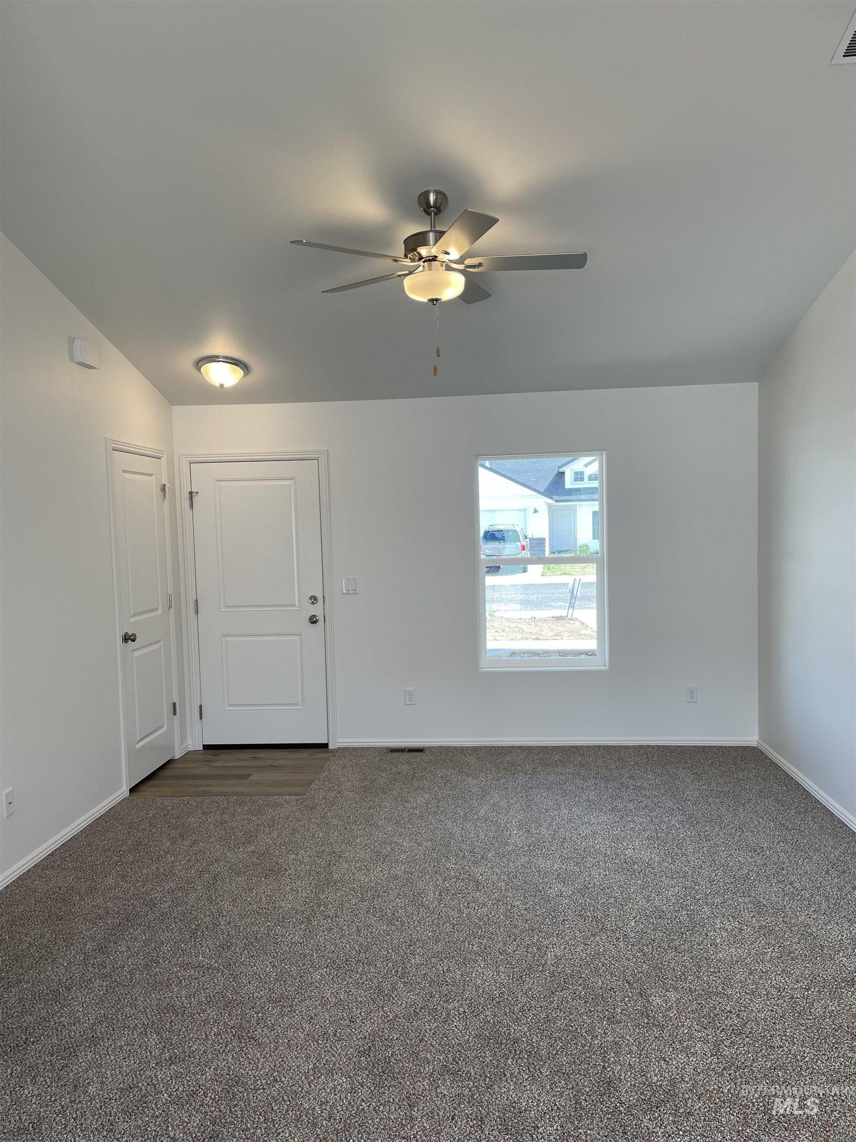 1165 Westwing Way Property Photo 5