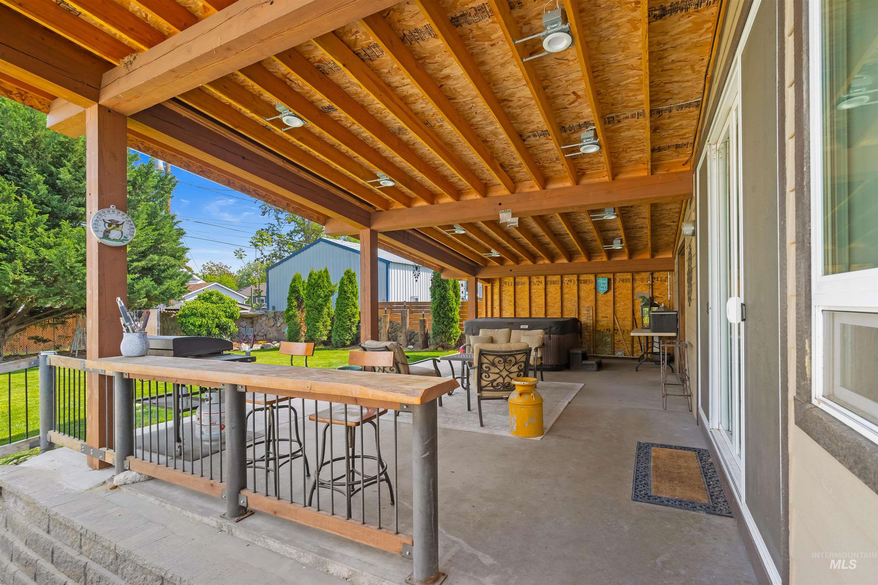1221 9th Street Property Photo 12