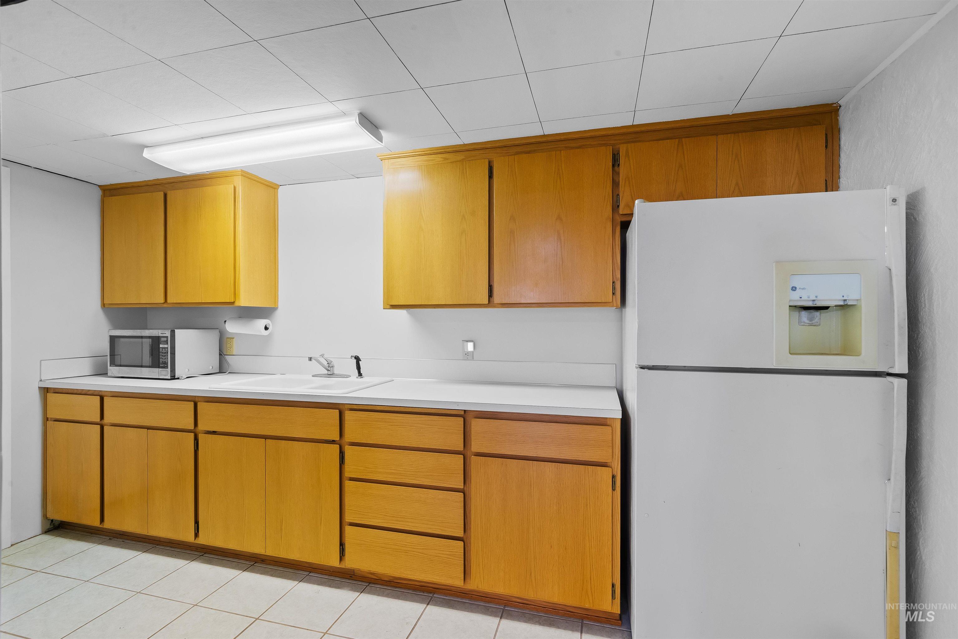 1221 9th Street Property Photo 34