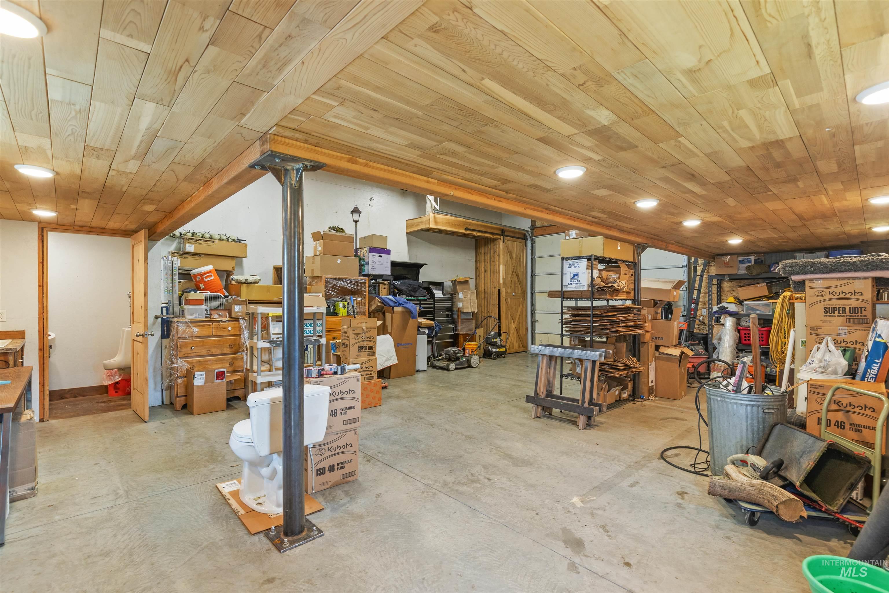1221 9th Street Property Photo 42
